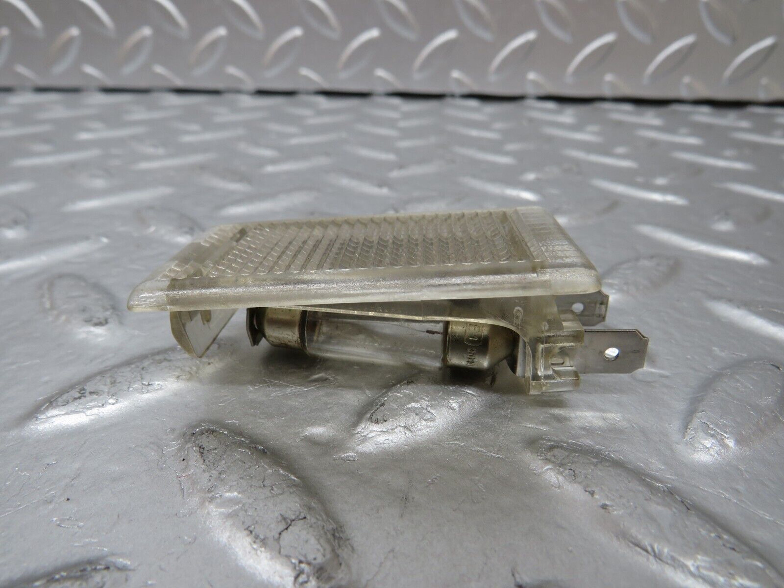 25566 Mercedes-Benz W123 200 Glove Box Light