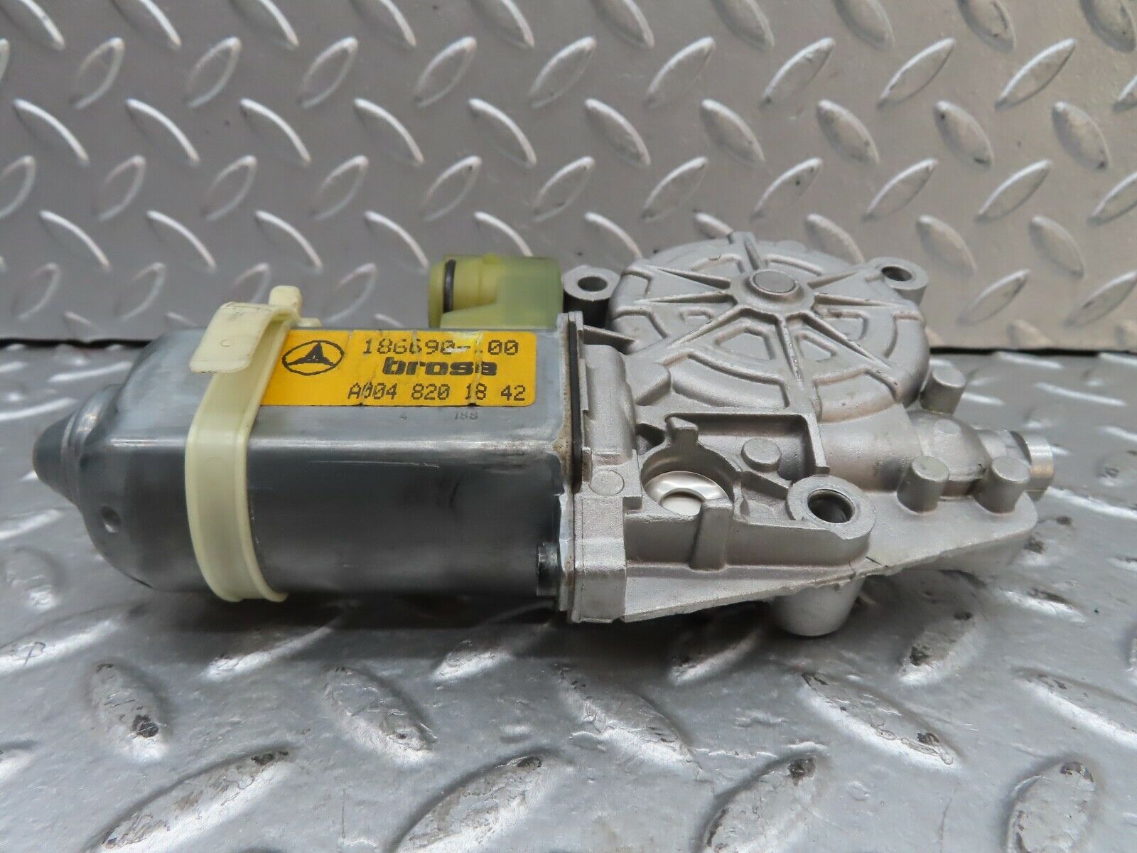 19359 Mercedes-Benz C140 CL420 Coupe Front Right Window Regulator Motor 0048201842