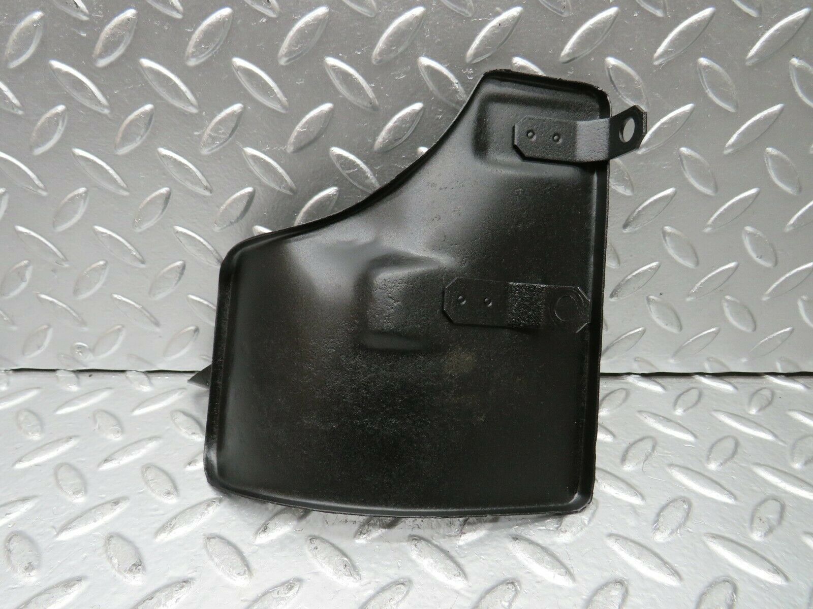 22878 Mercedes-Benz C107 450SLC Coupe Starter Motor Protection Plate