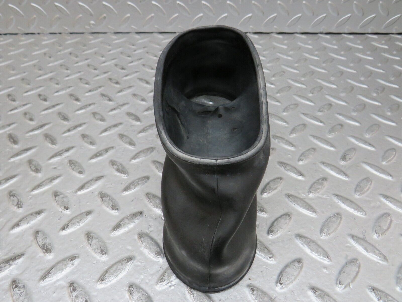 28582 Mercedes-Benz W123 230E Air Duct Rubber Hose 1238320988