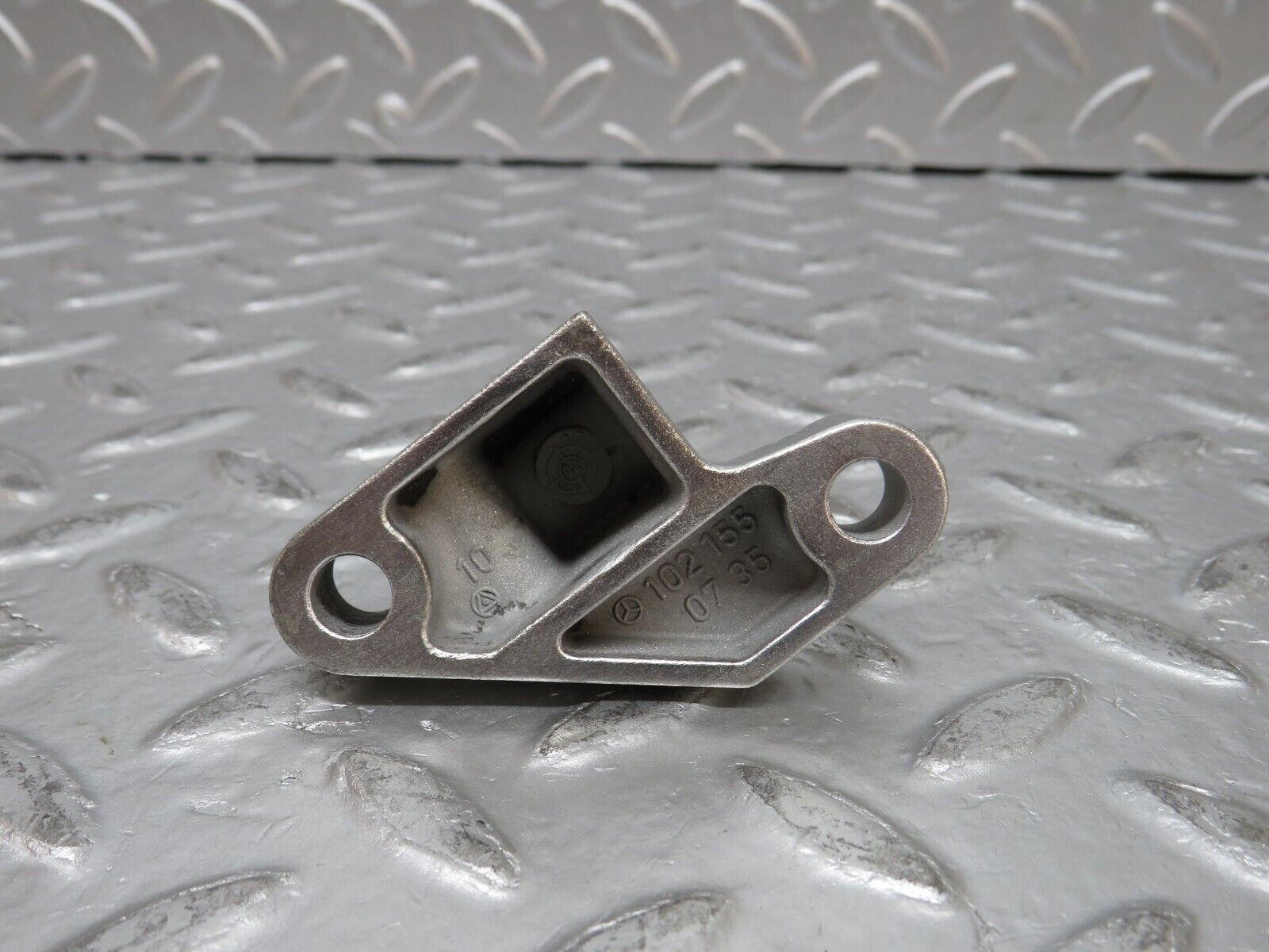 31771 Mercedes-Benz W201 190LE 1.8L Alternator Generator Support Bracket 1021550735