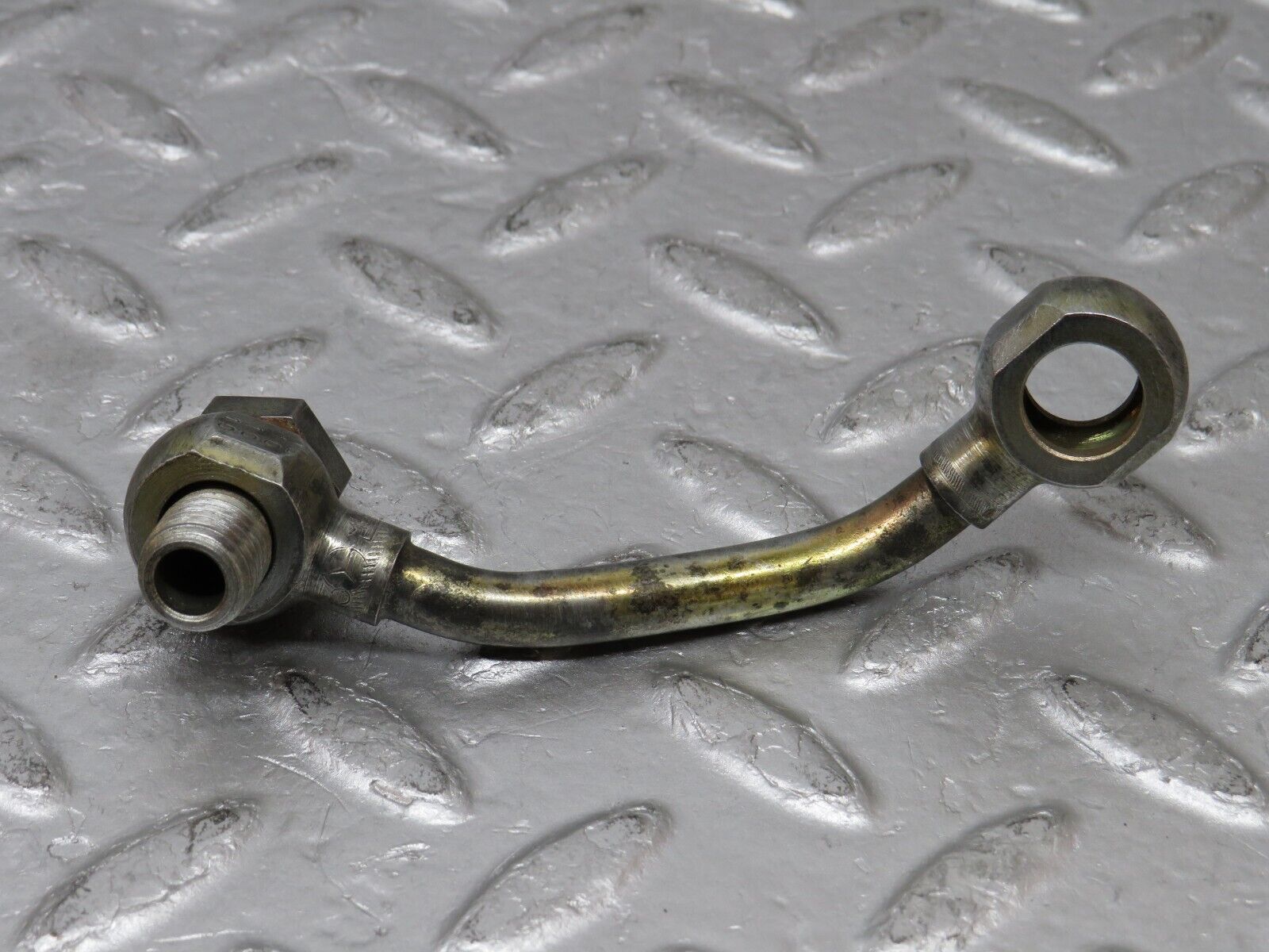 37990 Mercedes-Benz A124 320E Cabriolet Fuel Hose Line