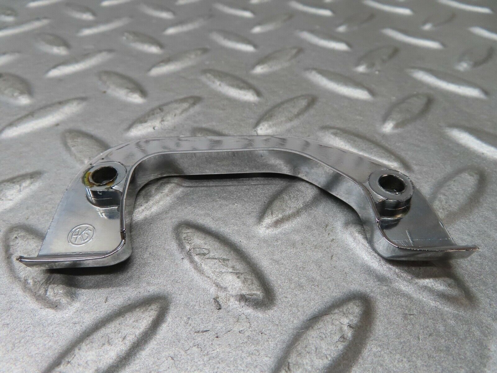 17547 Mercedes-Benz W116 450SEL Left Door Interior Chrome Latch Trim