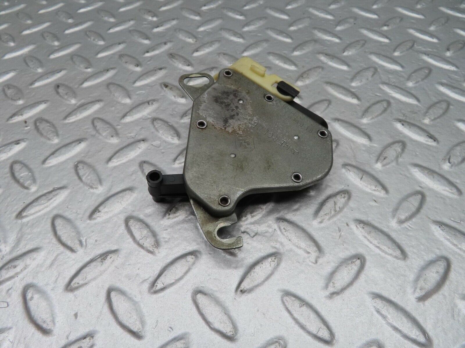 14834 Mercedes-Benz W201 190E Reverse Light Switch 1235450142