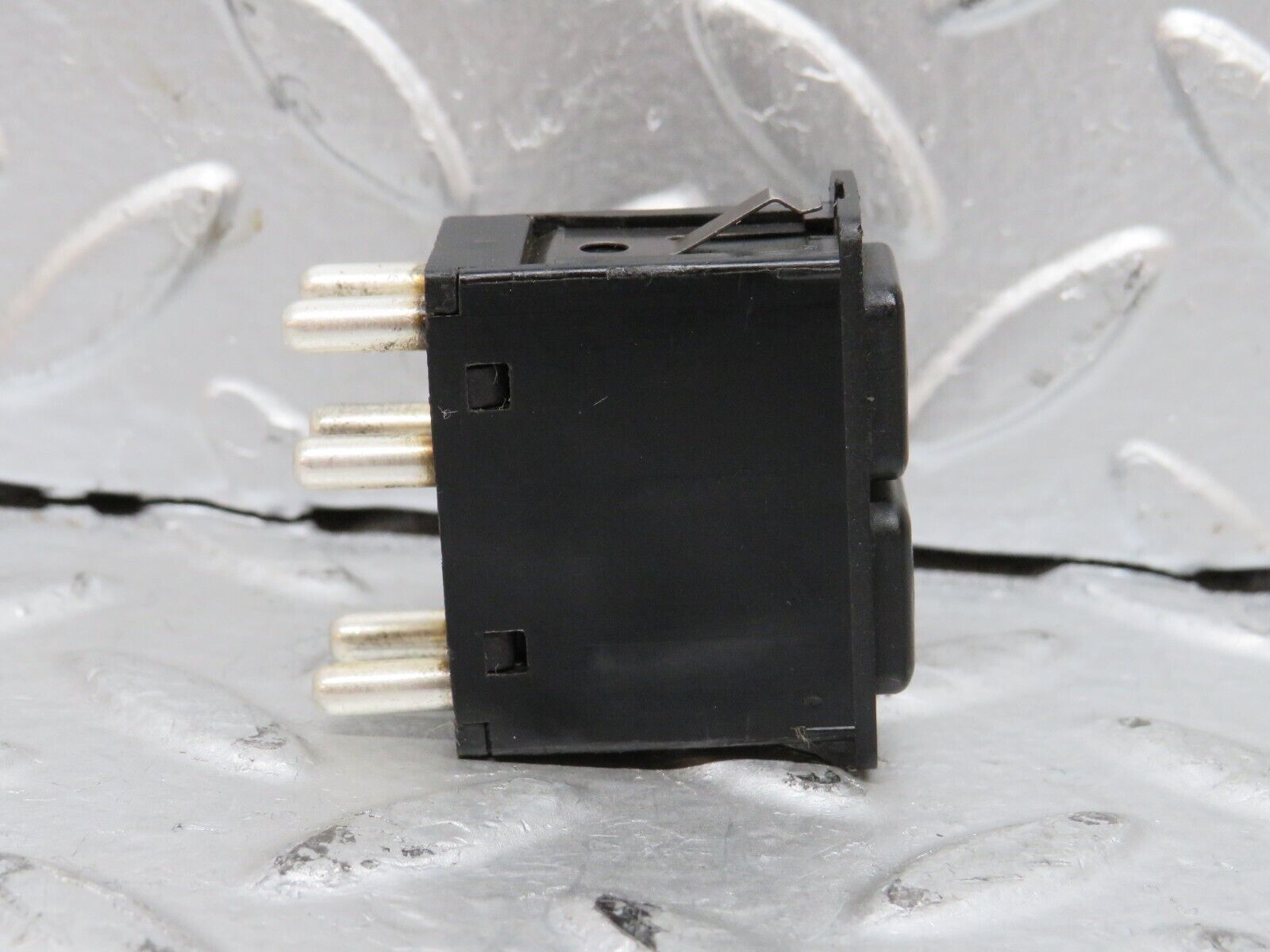 28323 Mercedes-Benz S123 240D Wagon Rear Wiper And Light Switch 0018203510