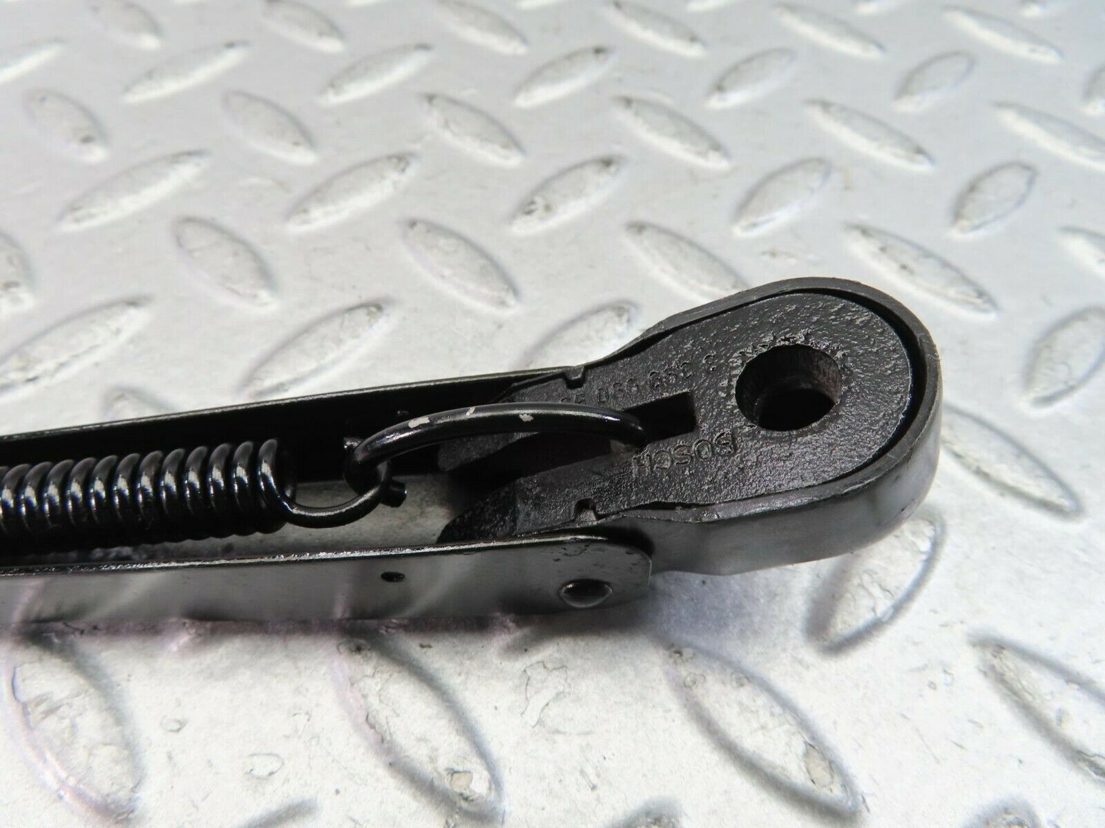 9778 Mercedes-Benz C123 280CE Coupe Front Right Wiper Arm 3399990553