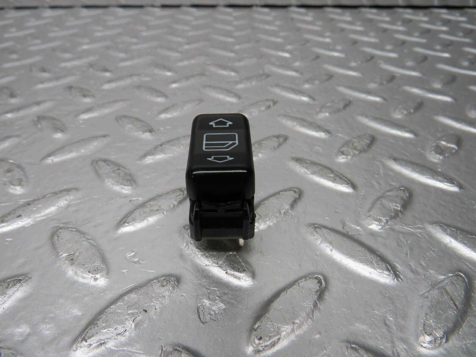 30517 Mercedes-Benz W124 230E Electric Window Switch Left Side 1248208910