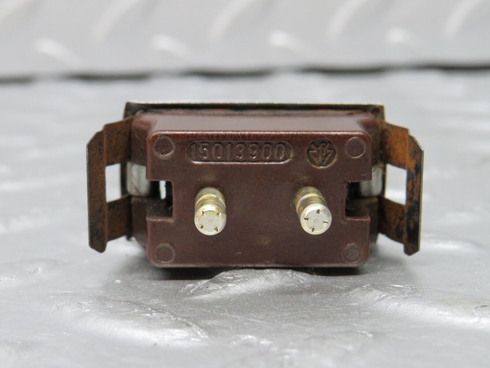 37526 Mercedes-Benz W109 300SEL Interior Light Switch 15013900