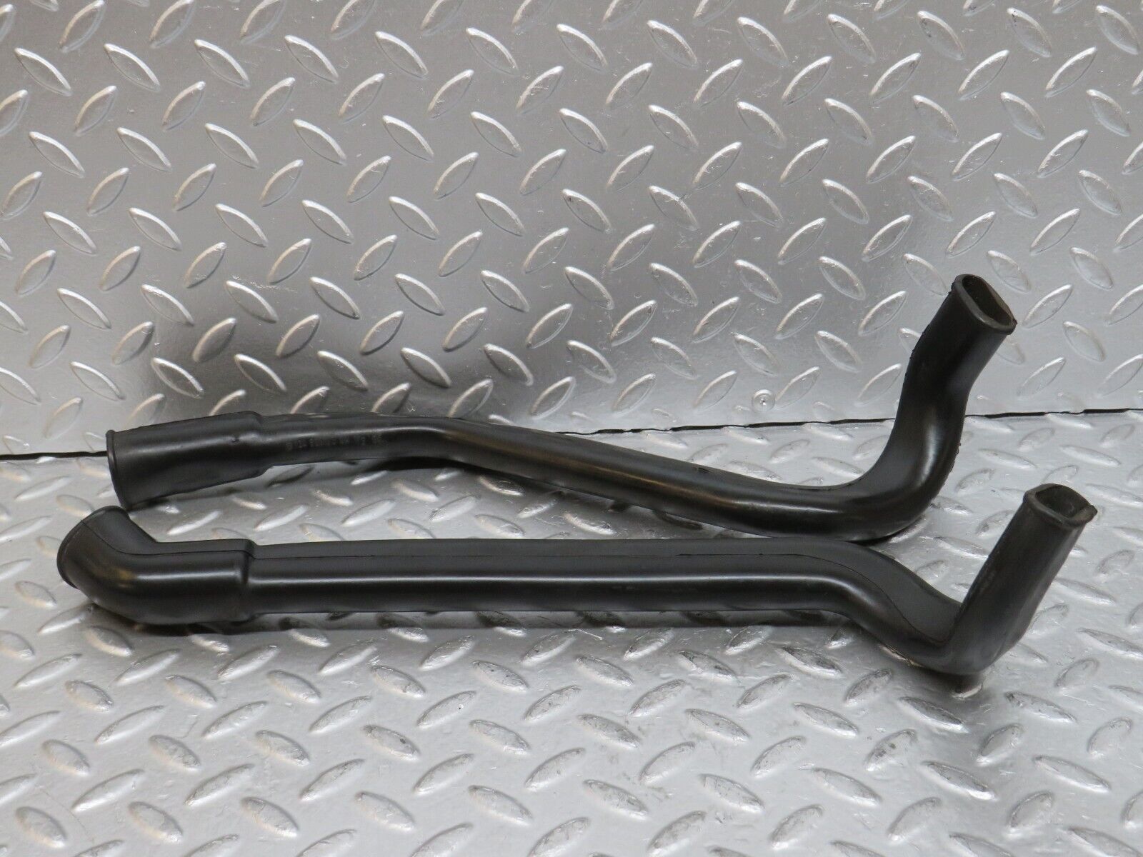 29387 Mercedes-Benz W124 260E Water Drain Hose Pair 1246280194 1246280394