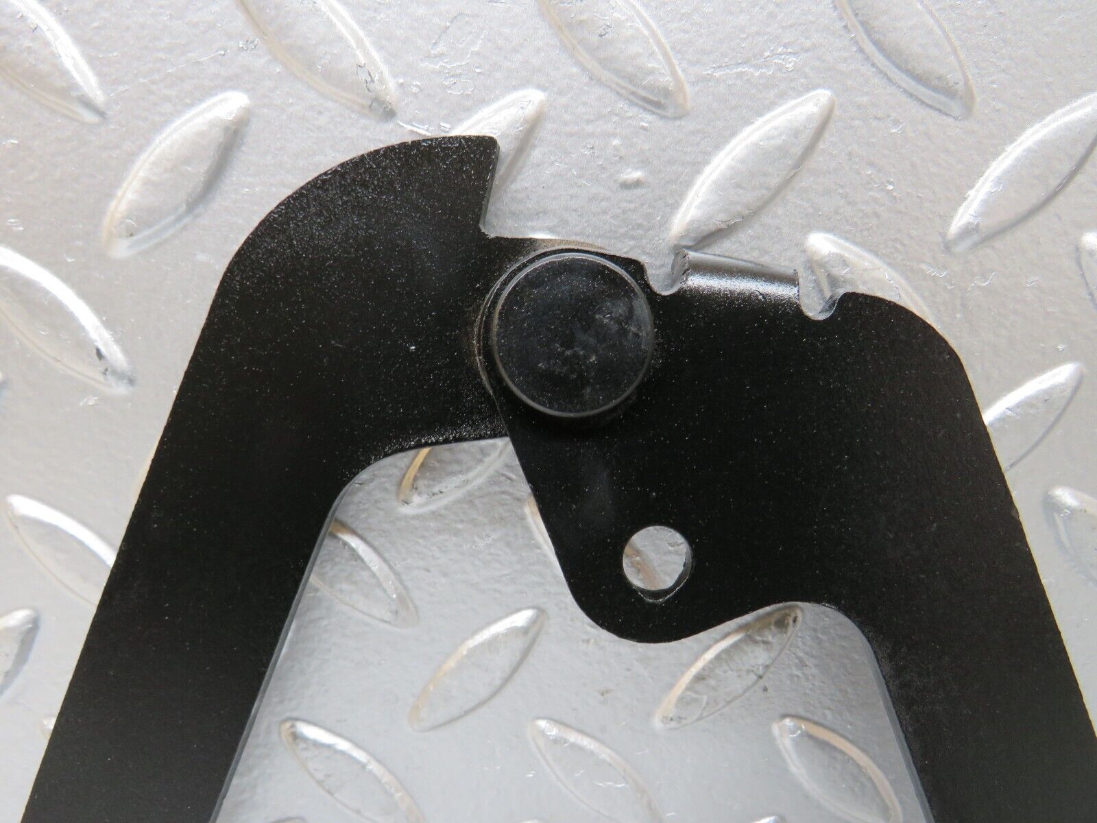 23834 Mercedes-Benz C107 450SLC Coupe Bonnet Hinge Right Side