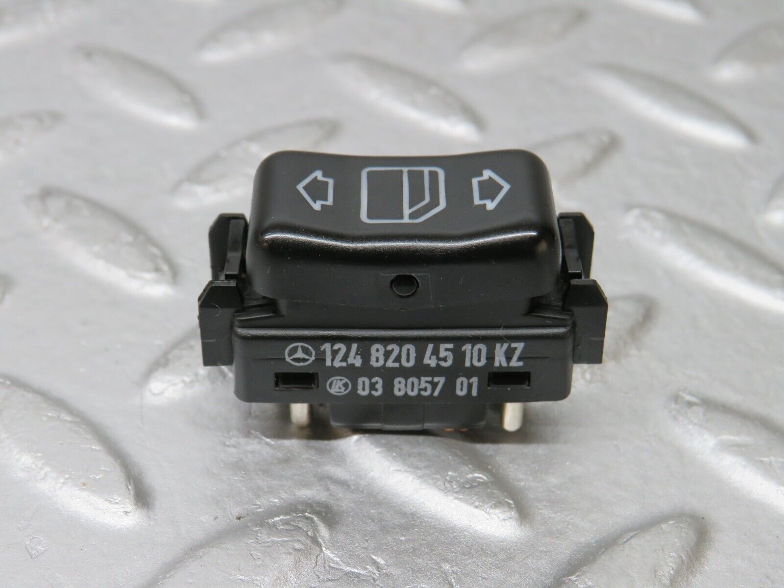 36125 Mercedes-Benz W126 420SE Electric Window Switch Right 1248204510