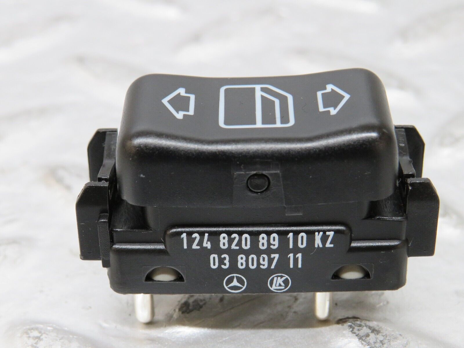25810 Mercedes-Benz W124 280E Front Left Electric Window Switch 1248208910