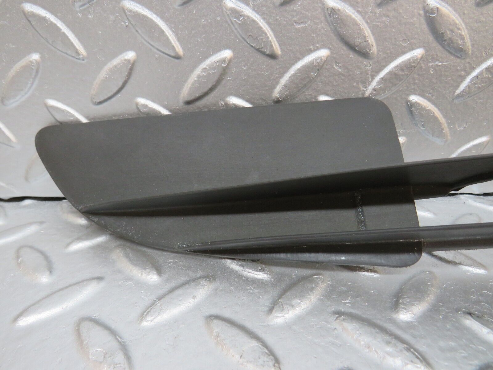 30996 Mercedes-Benz W123 200D Front Bumper Lower Grill Left 1238880223