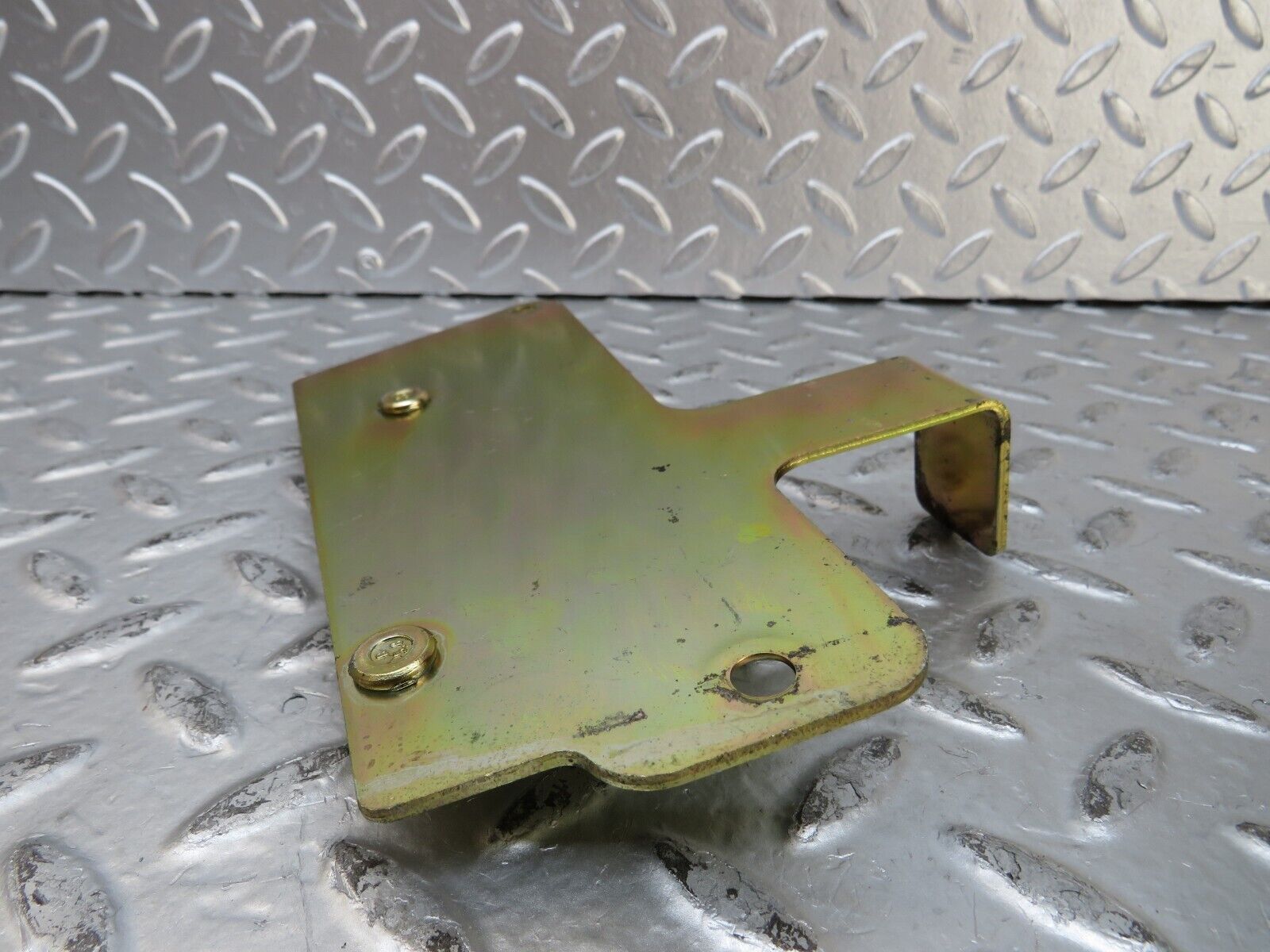 26544 Mercedes-Benz C124 220CE Engine Control Unit Bracket