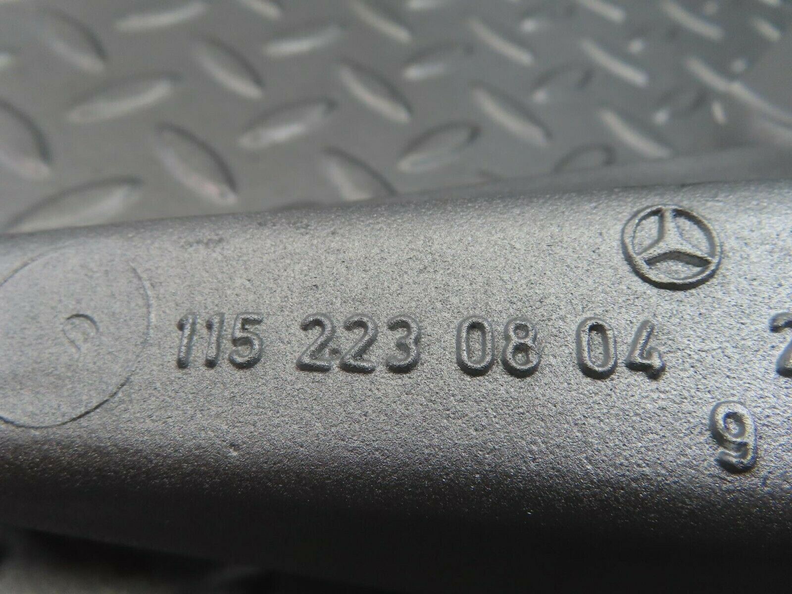 8328 Mercedes-Benz W115 Engine Mount Bracket Left Side 1152230804