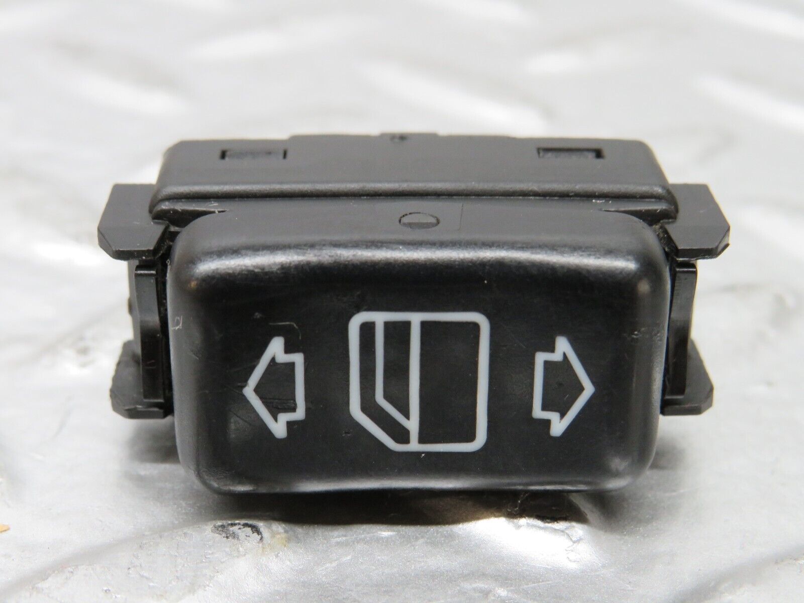 25349 Mercedes-Benz W201 190D Electric Window Switch Left 1248204610