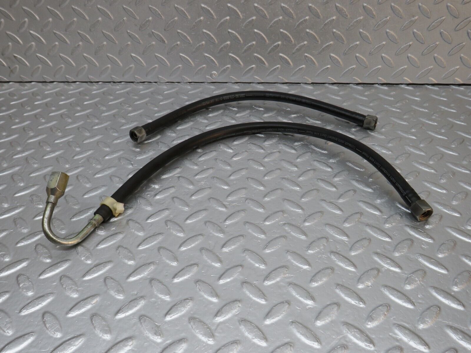 39745 Mercedes-Benz R129 320SL Coupe Fuel Pipe Line