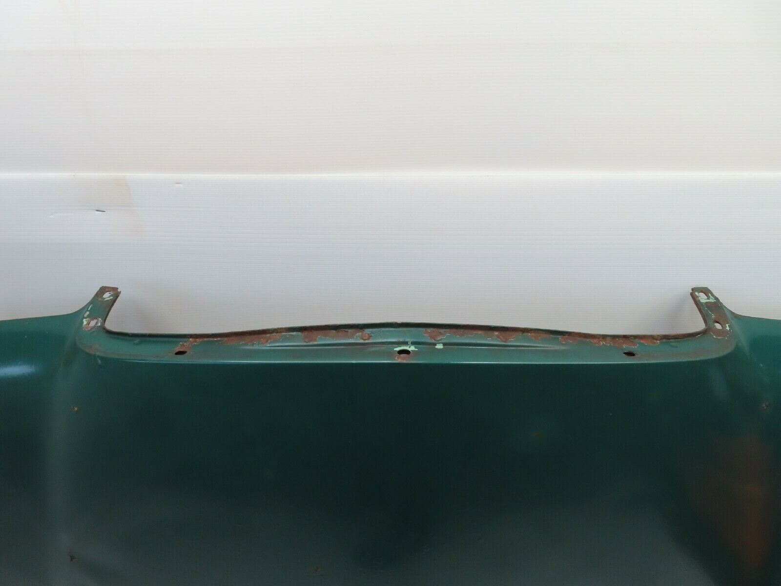 7926 Mercedes-Benz W115 220D Bonnet