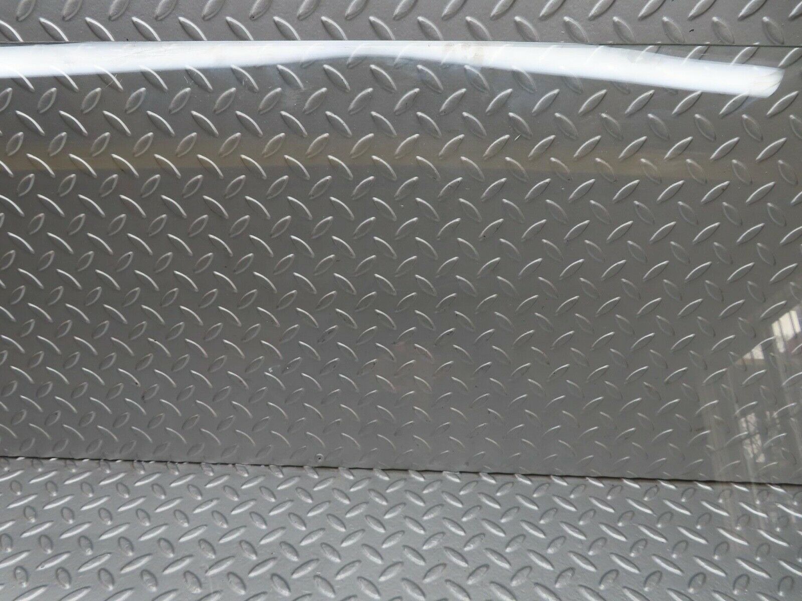 12750 Mercedes-Benz W111 220SE Rear Windscreen Glass