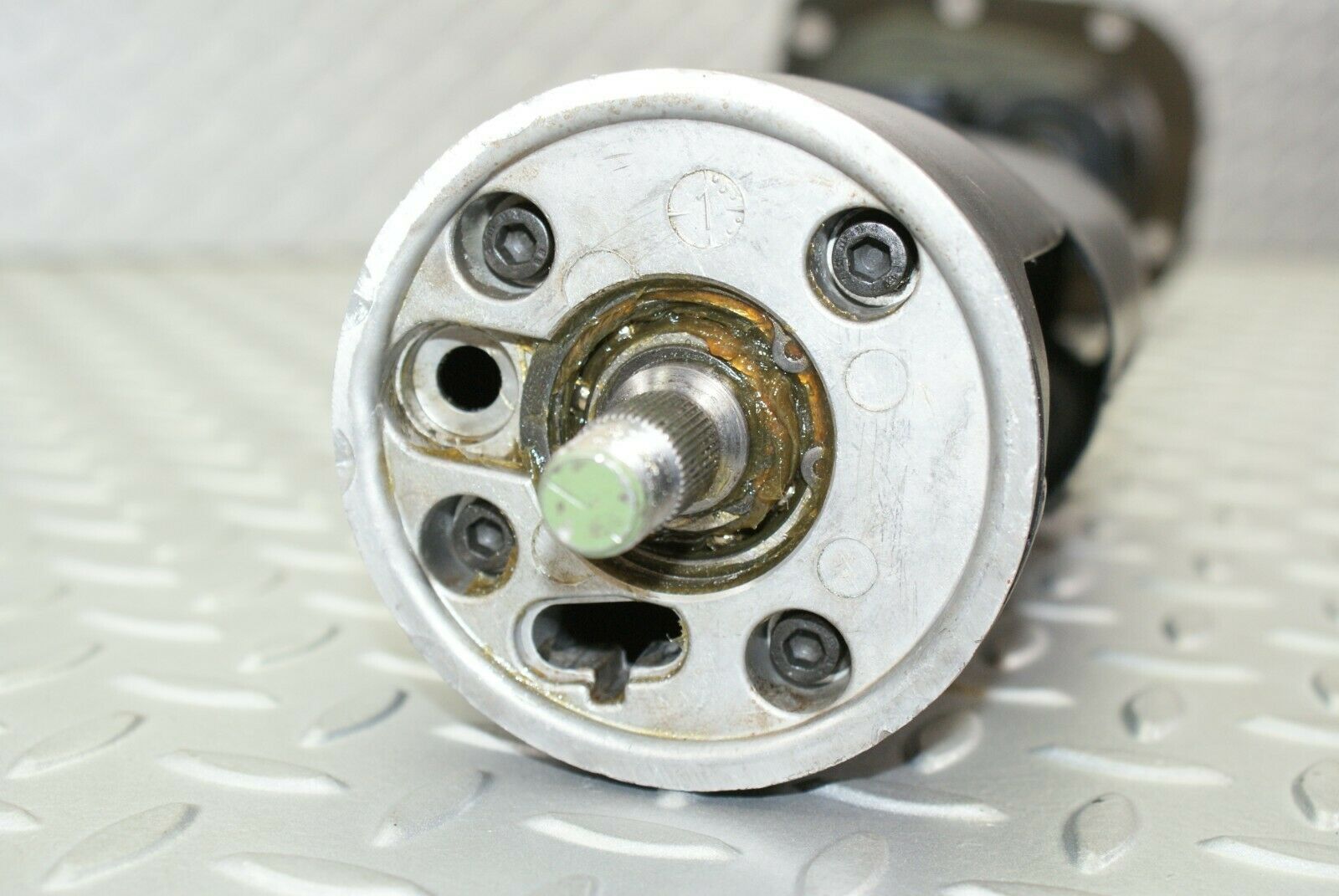 3210 Mercedes-Benz W115 220D Steering Column