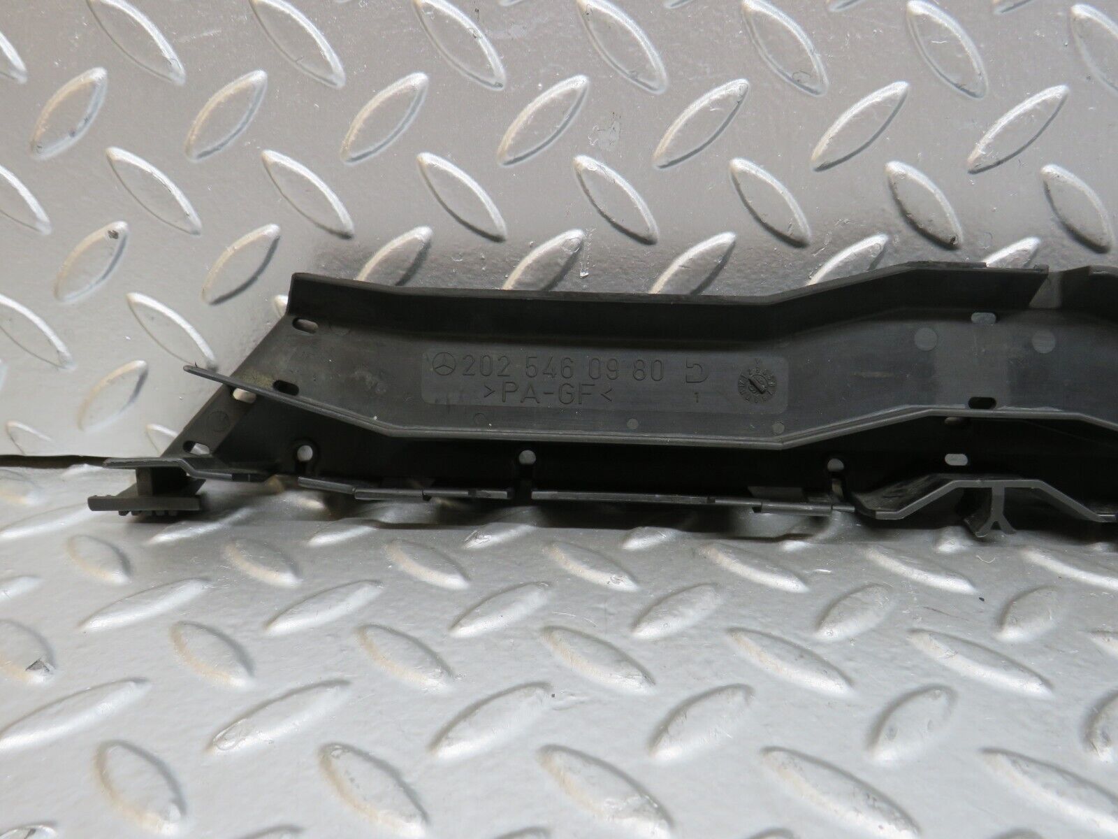 29153 Mercedes-Benz C124 320CE Coupe Engine Cable Channel 2025460980