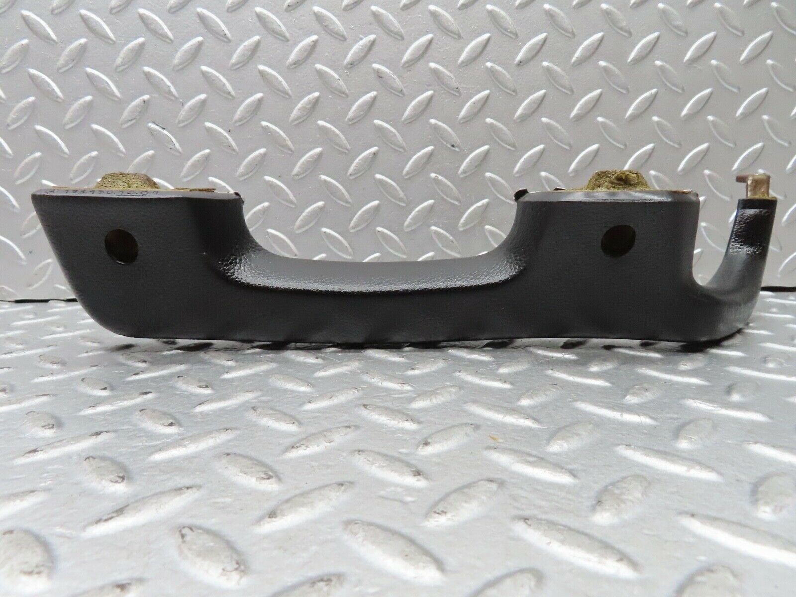 19053 Mercedes-Benz W123 300D Front Right Interior Door Handle LHD 1239701001