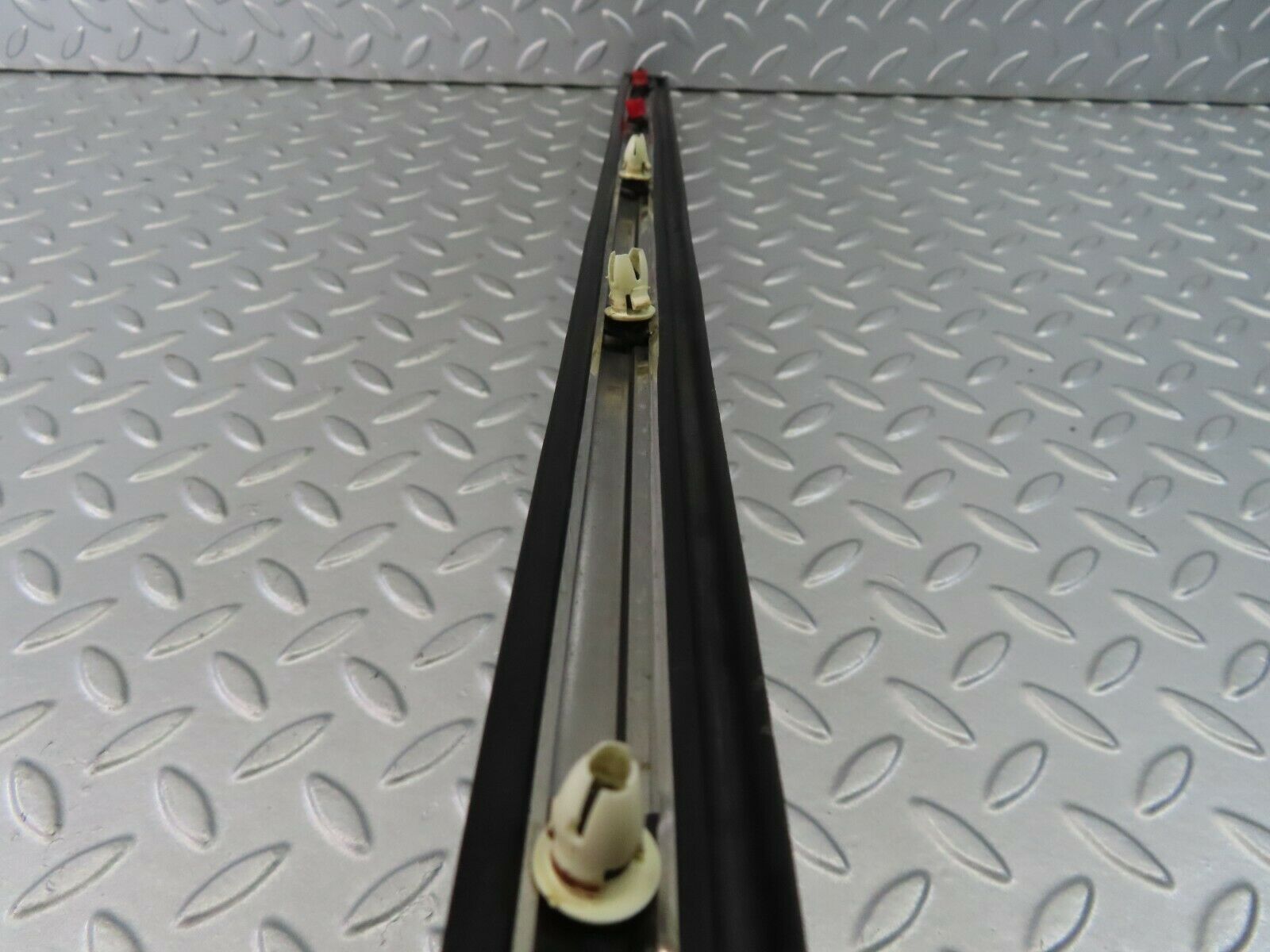 7253 Mercedes-Benz W116 450SE Centre Door Chrome Trim Rear Right