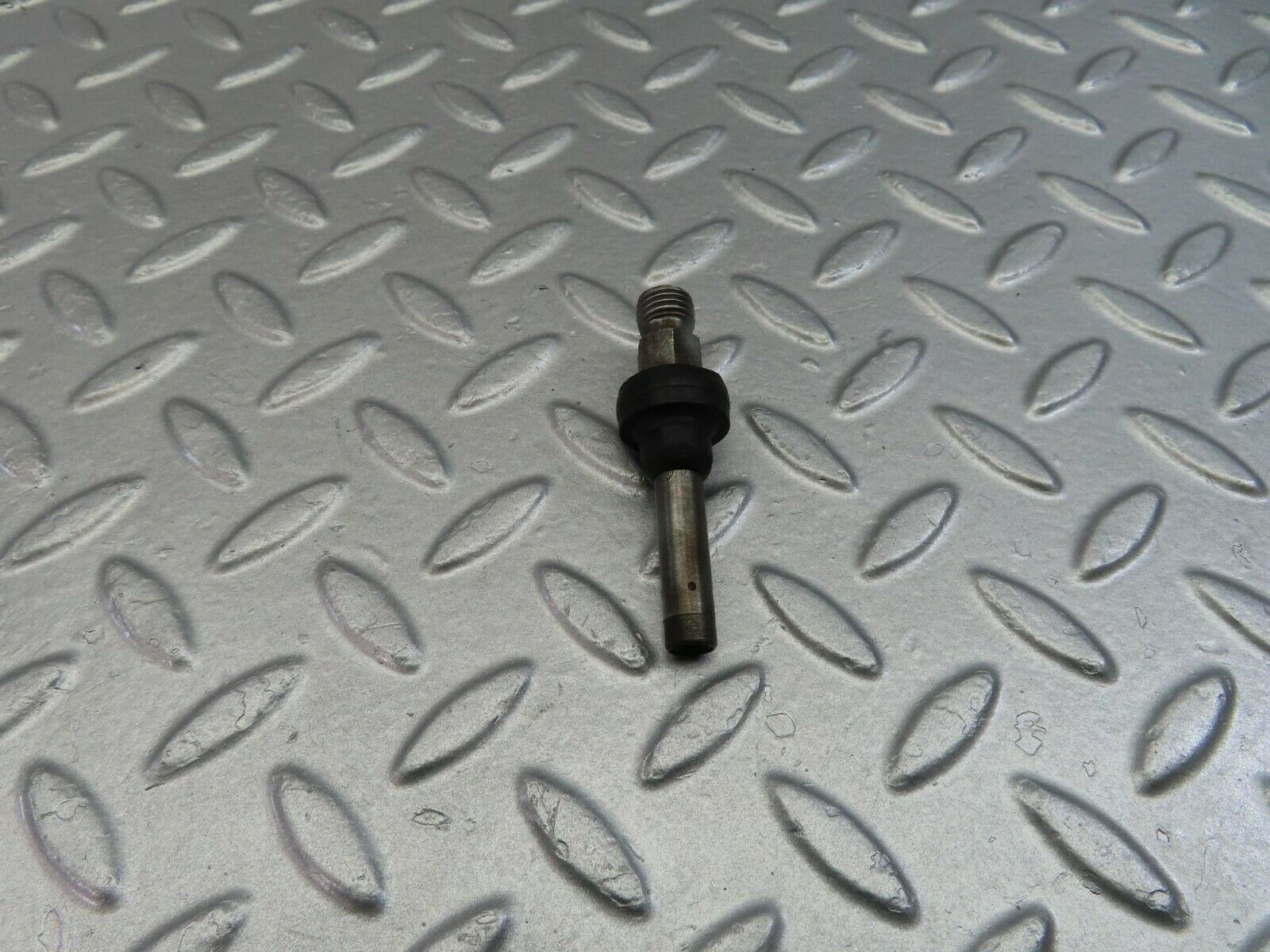 9803 Mercedes-Benz C123 280CE Coupe Fuel Injector Bosch 0437502010