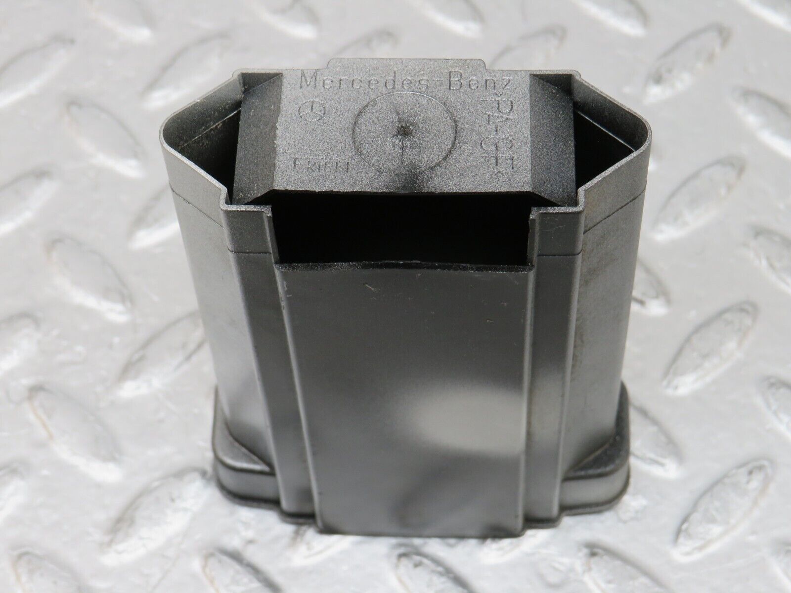 34693 Mercedes-Benz W210 320E Door Safety Check Strap