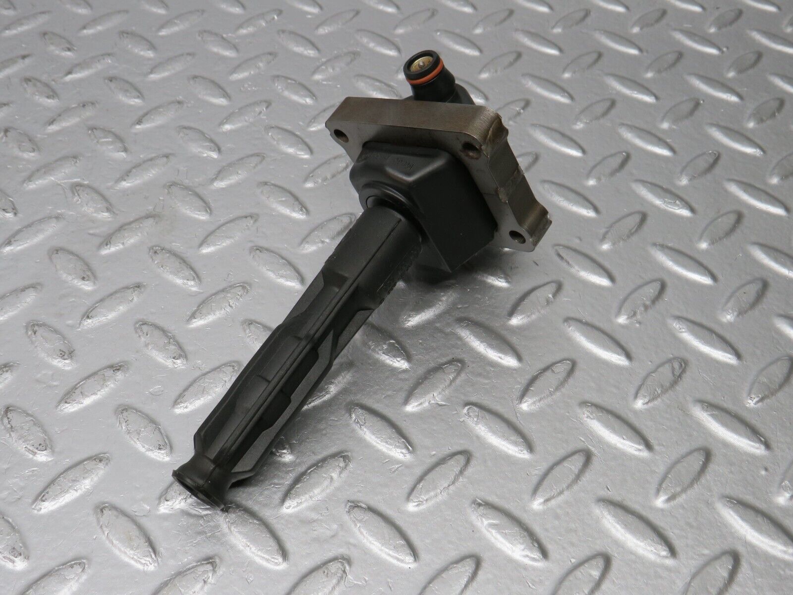 39493 Mercedes-Benz R129 320SL Coupe Ignition Coil 0001587003 0221506444 0001593542