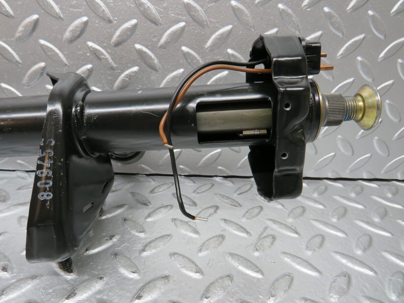 27136 Mercedes-Benz W123 280E Steering Column