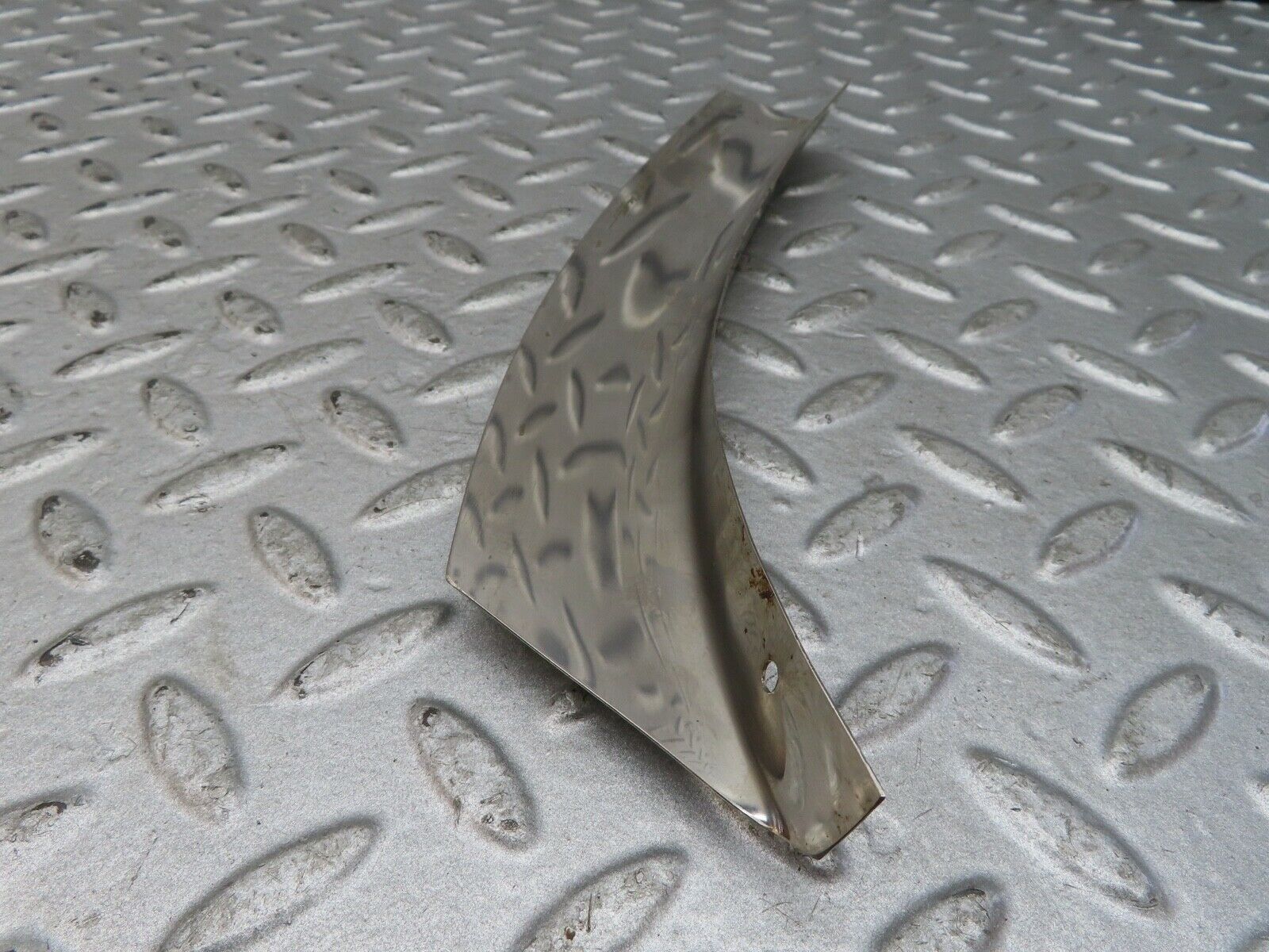 17681 Mercedes-Benz W116 450SEL Rear Left Wheel Arch Lower Chrome Trim