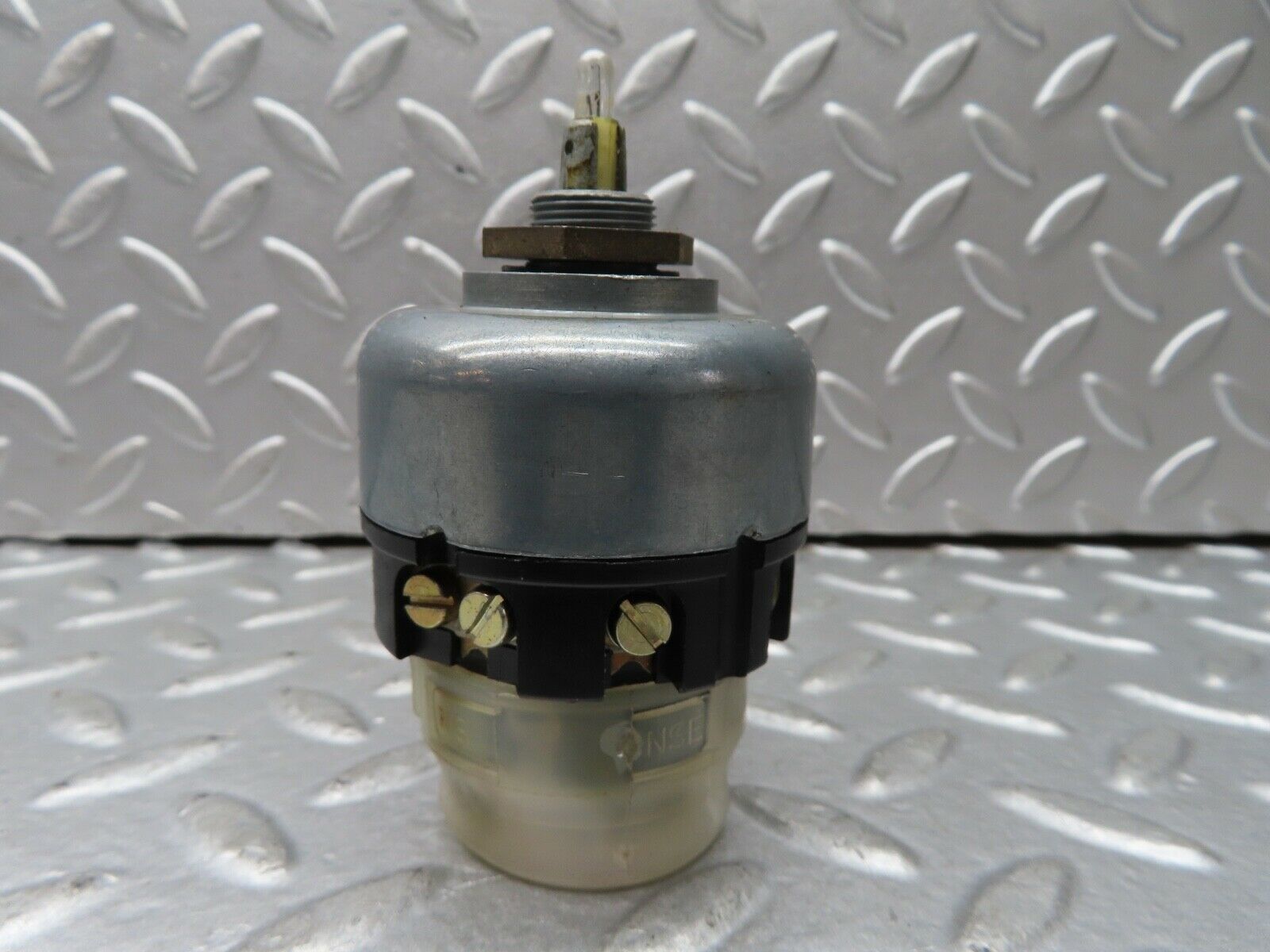 19066 Mercedes-Benz W123 300D Headlight Switch