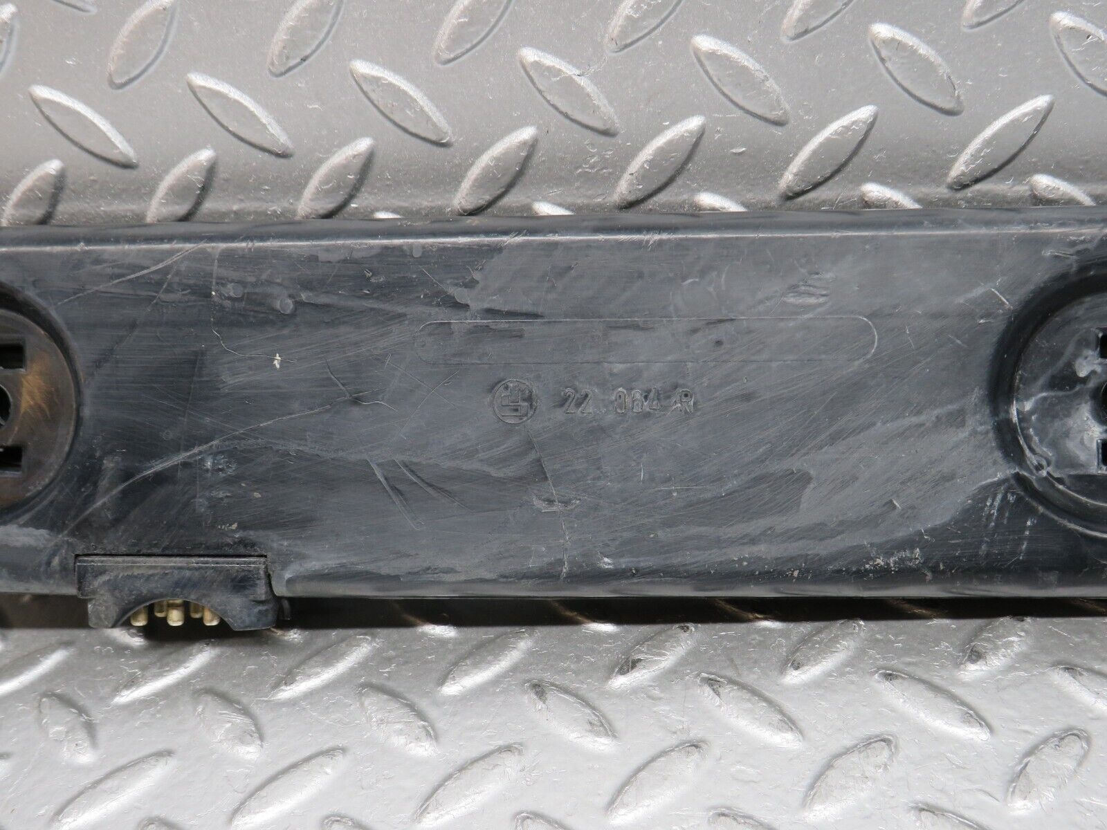 0105 Mercedes-Benz W123 Tail Light Bulb Holder Right Side 22064R