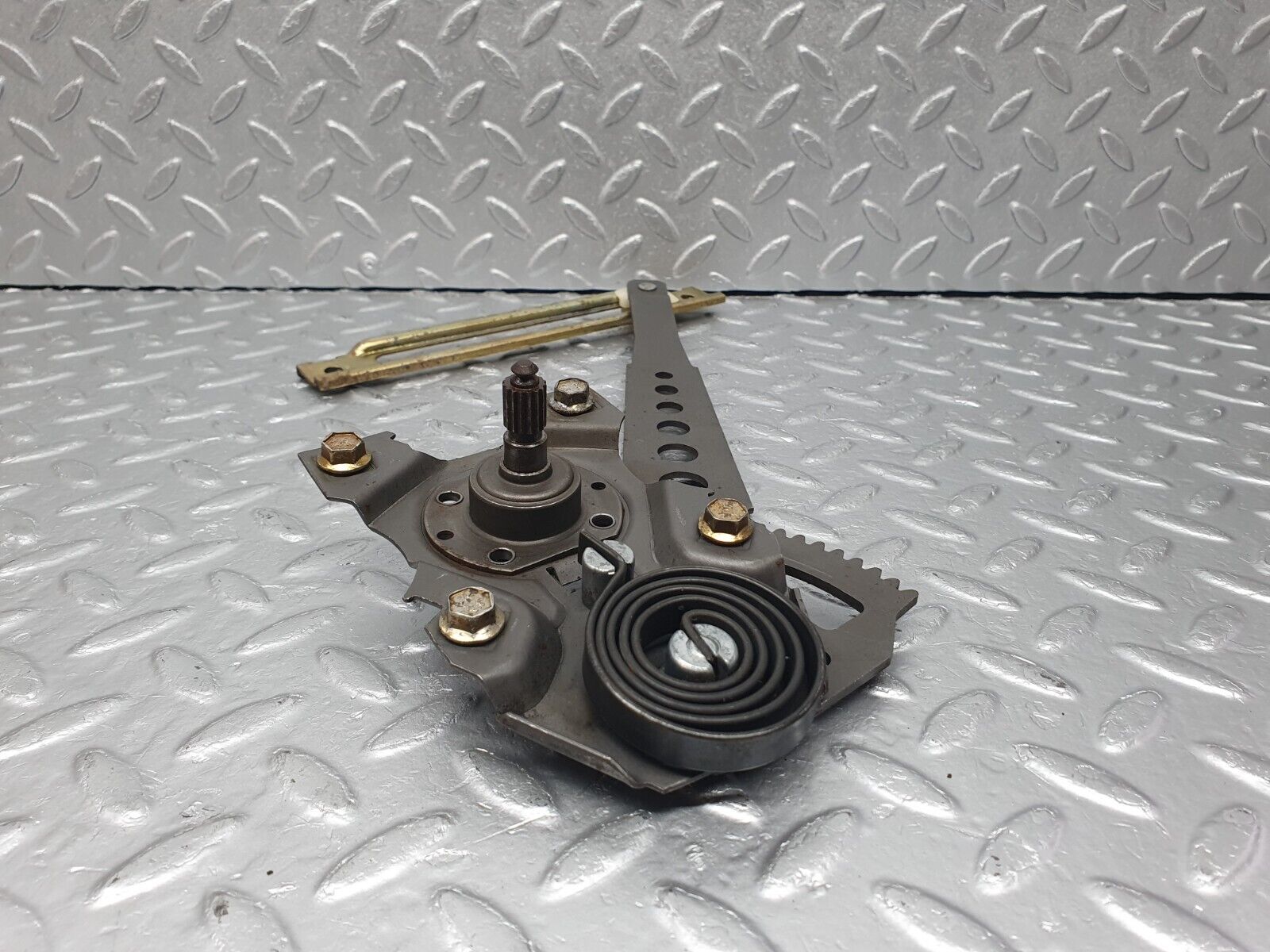 40729 Mercedes-Benz W123 300D Rear Left Manual Window Regulator 1237301946