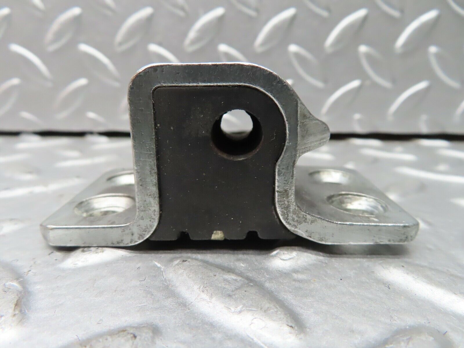 21517 Mercedes-Benz W126 300SE Door Lock Latch Right Side