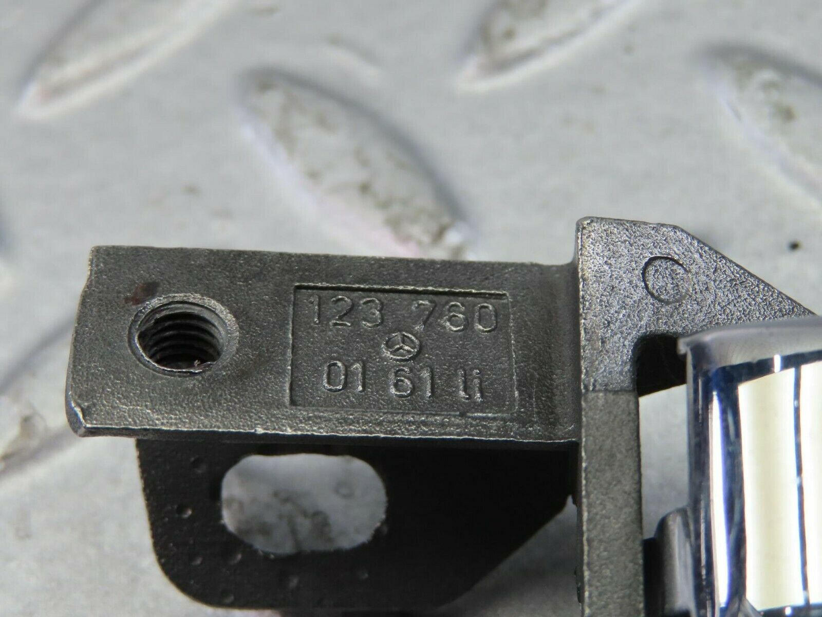 8984 Mercedes-Benz W123 Left Interior Door Handle 1237600161