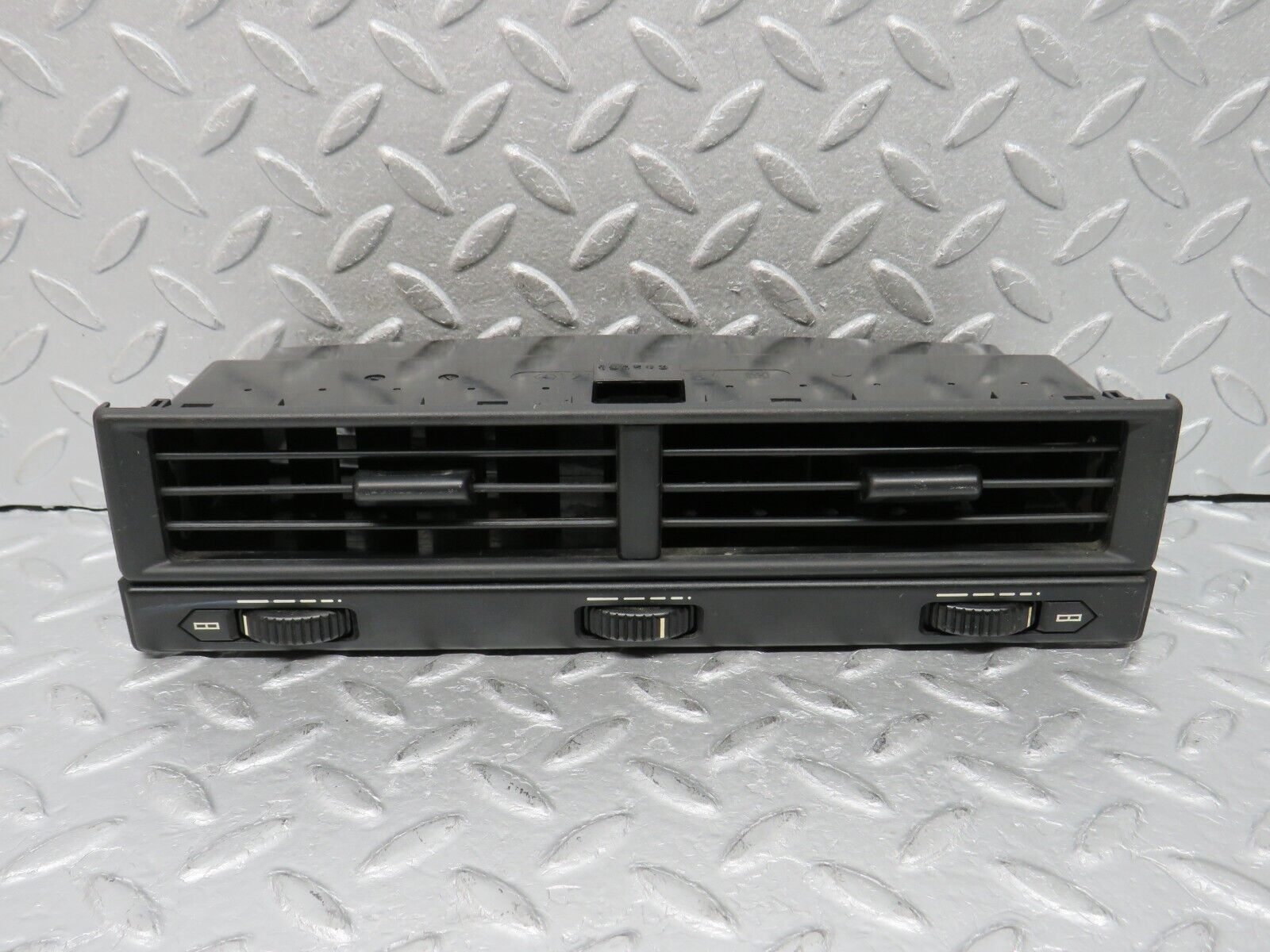 38557 Mercedes-Benz R129 280SL Coupe Dash Centre Air Vent 1298300054