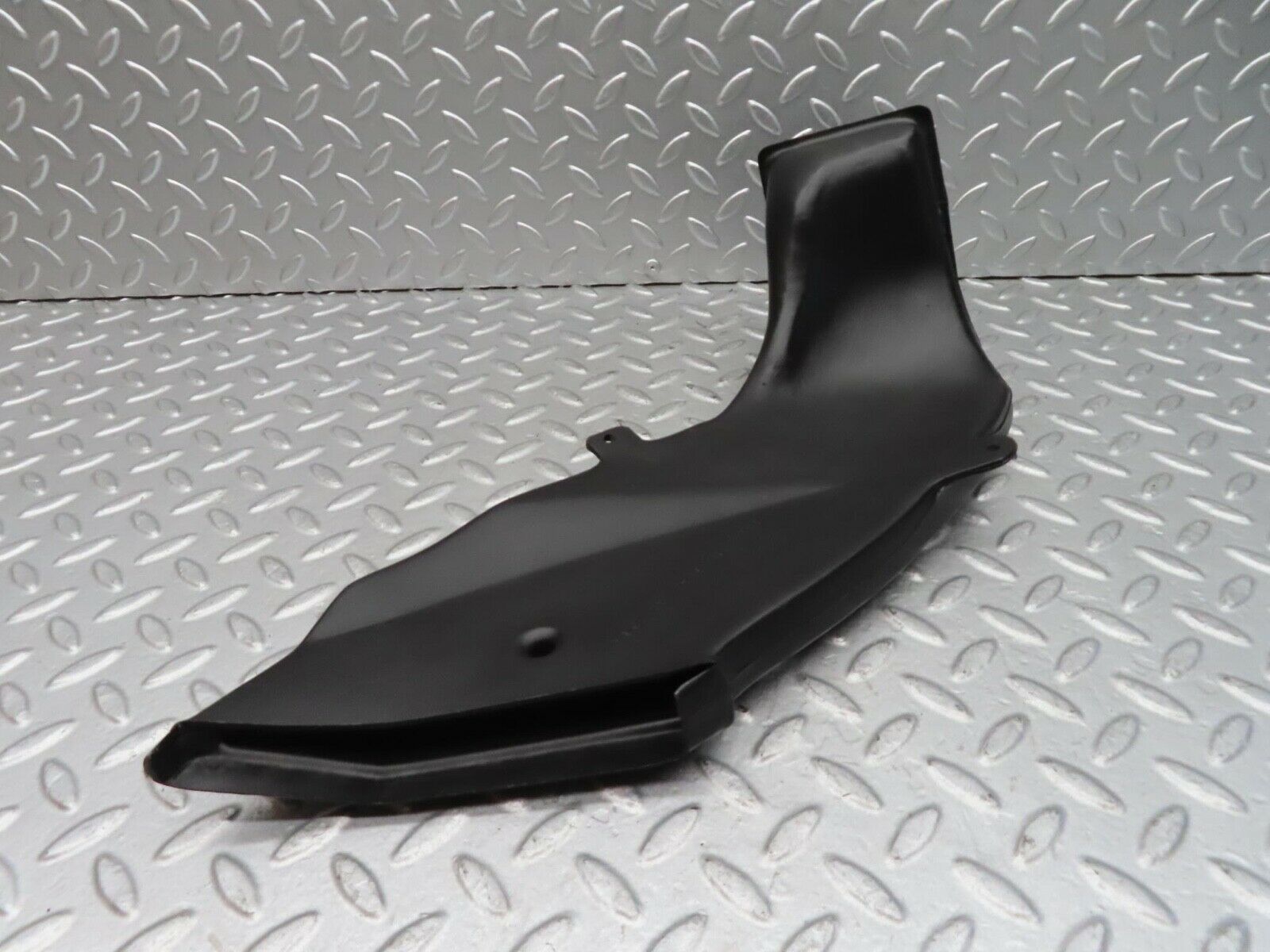 14355 Mercedes-Benz W116 350SE Ventilation Air Duct Left Side 1168310146