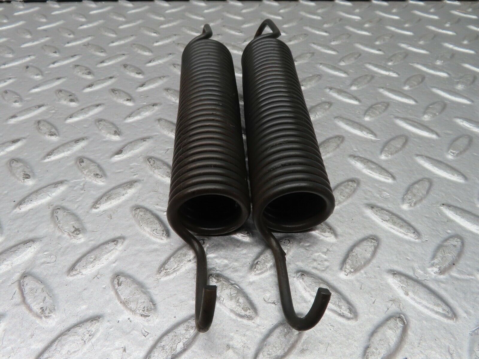 21207 Mercedes-Benz W123 230E Trunk Hinge Spring Pair