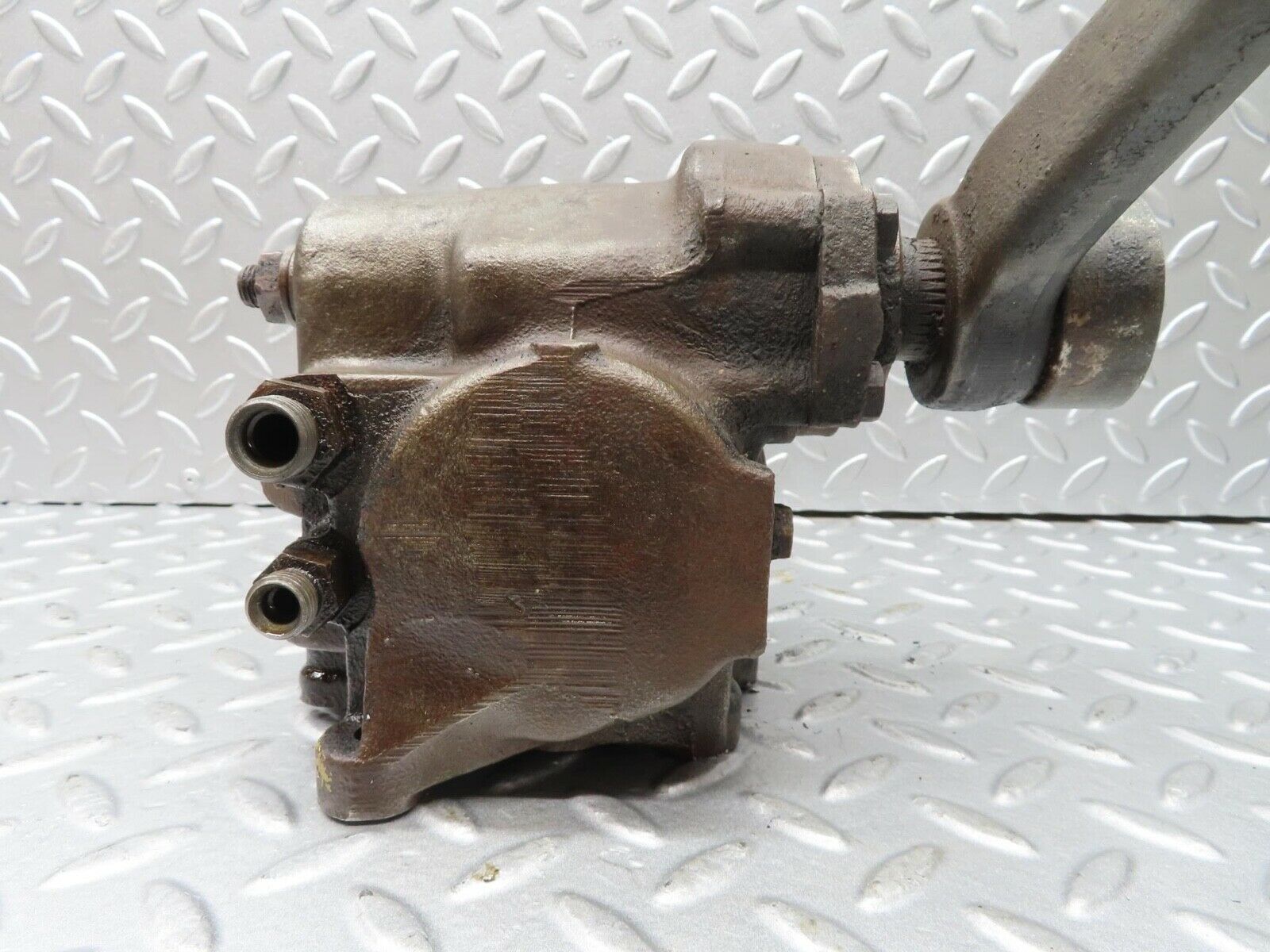 14448 Mercedes-Benz W116 350SE Steering Box RHD 1164610101