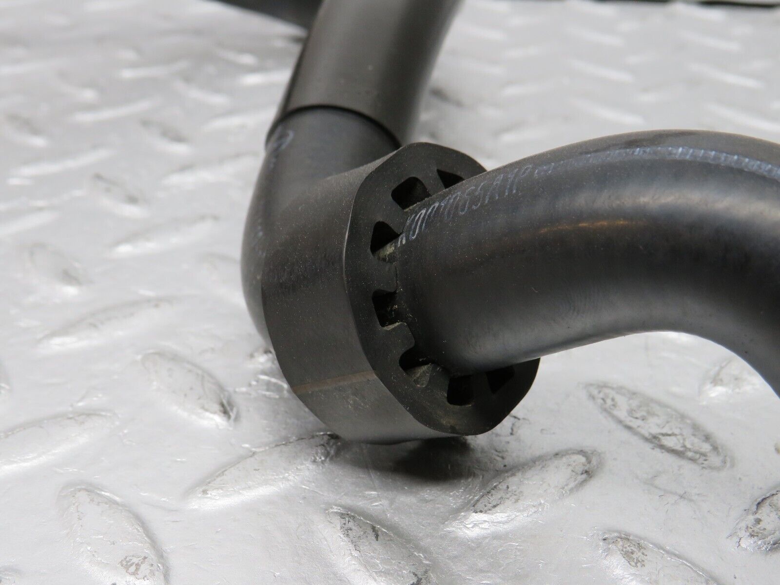 38154 Mercedes-Benz A124 320E Cabriolet Radiator Hose Pipe 1248306496