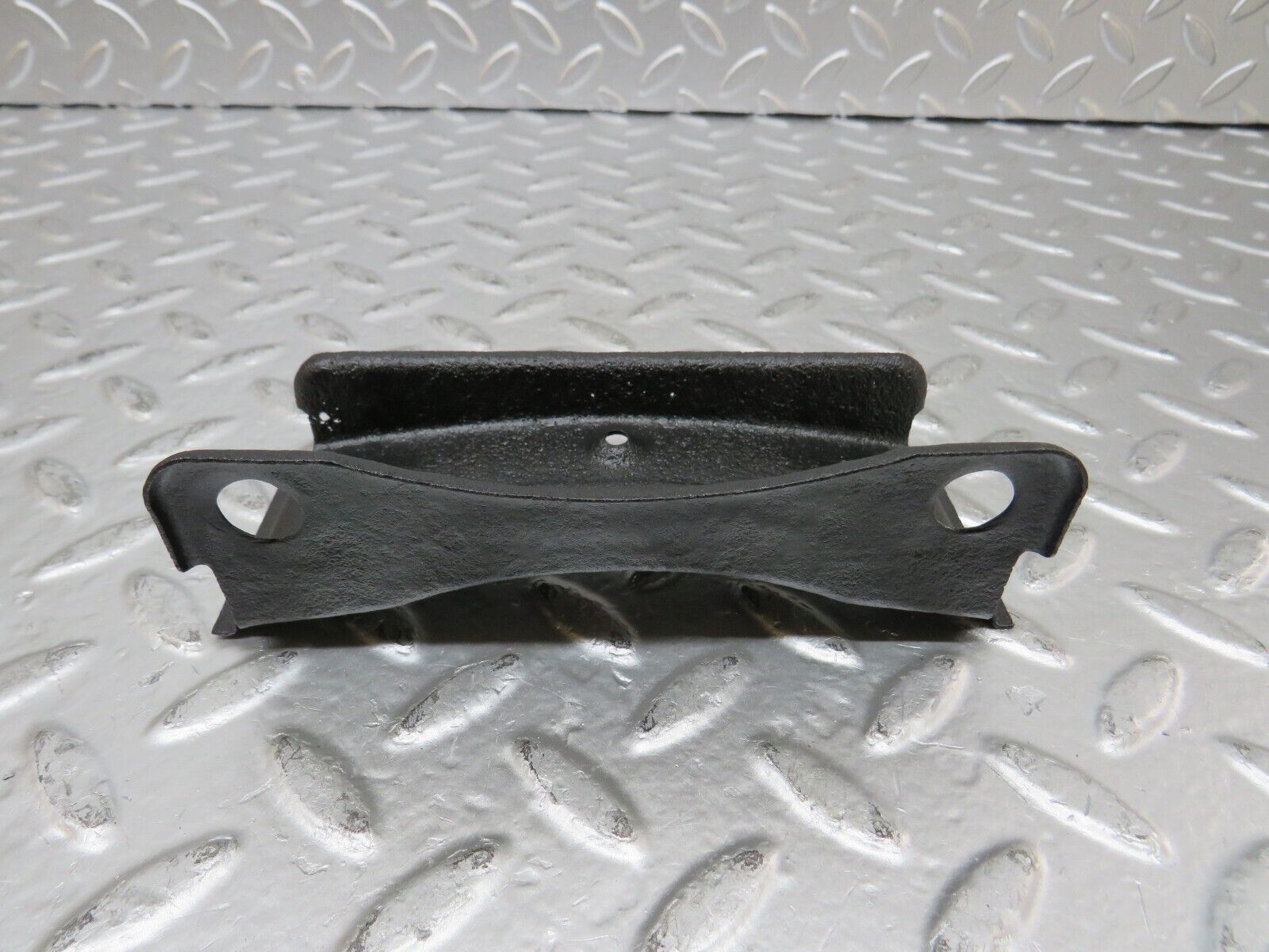 25308 Mercedes-Benz W201 190D Gearbox Mount Bracket