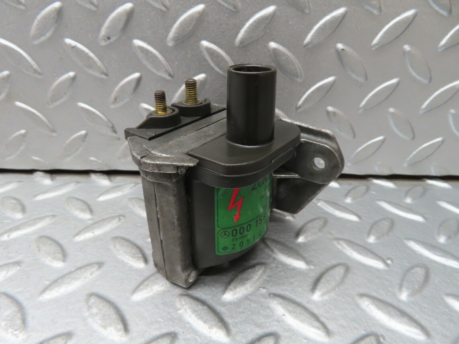 19653 Mercedes-Benz C140 CL420 Coupe Ignition Coil 0001585703