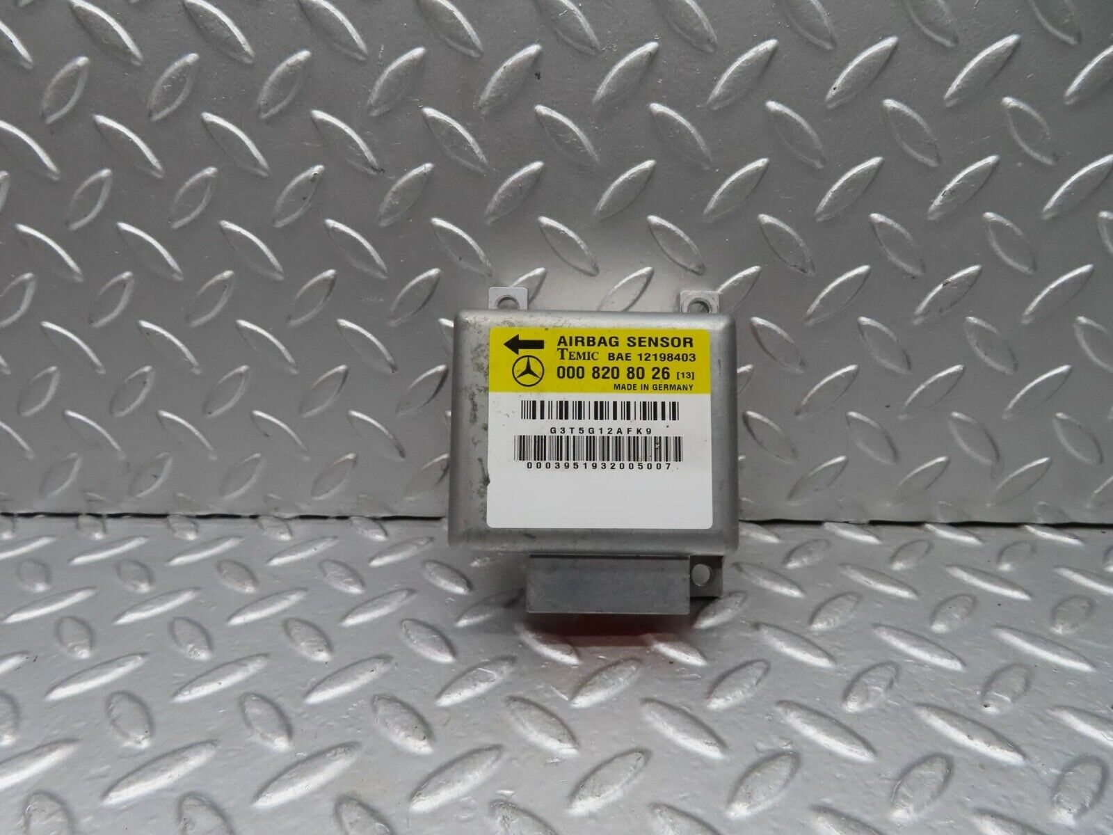 14897 Mercedes-Benz W140 S320 Airbag Sensor 0008208026