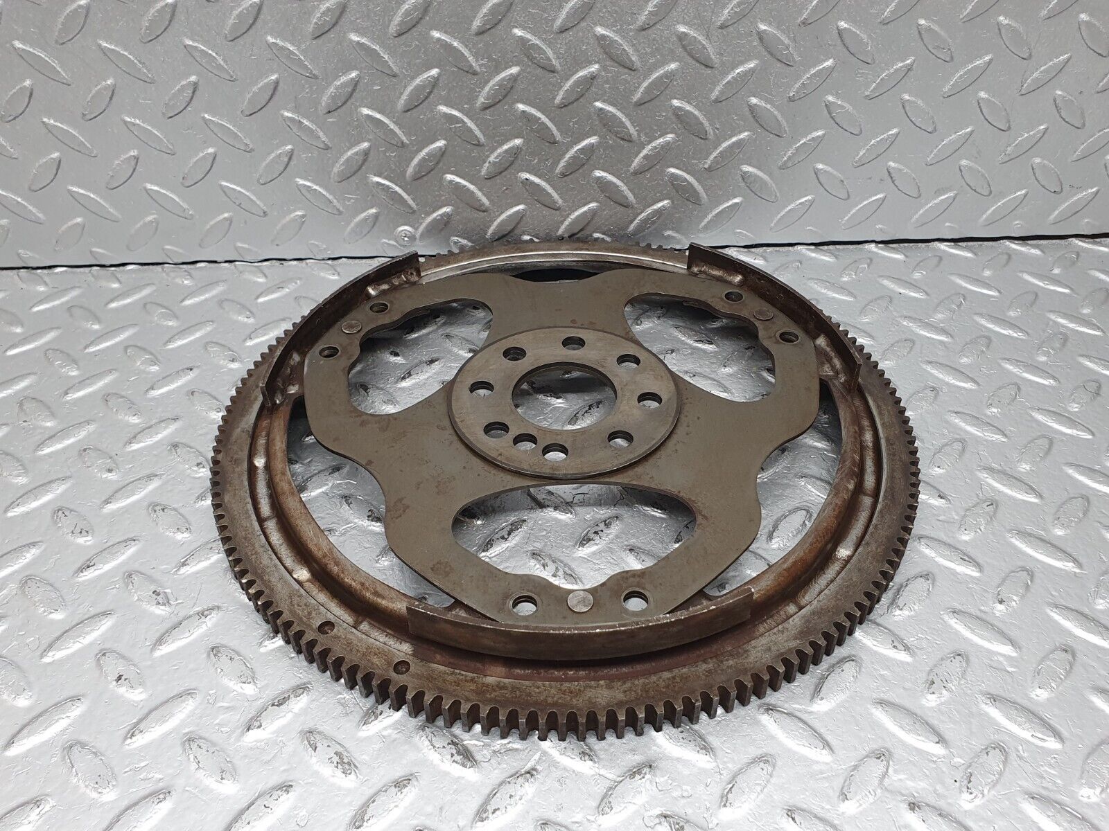 41203 Mercedes-Benz W126 300SE Flywheel Starter Ring With Bolts 1020320606