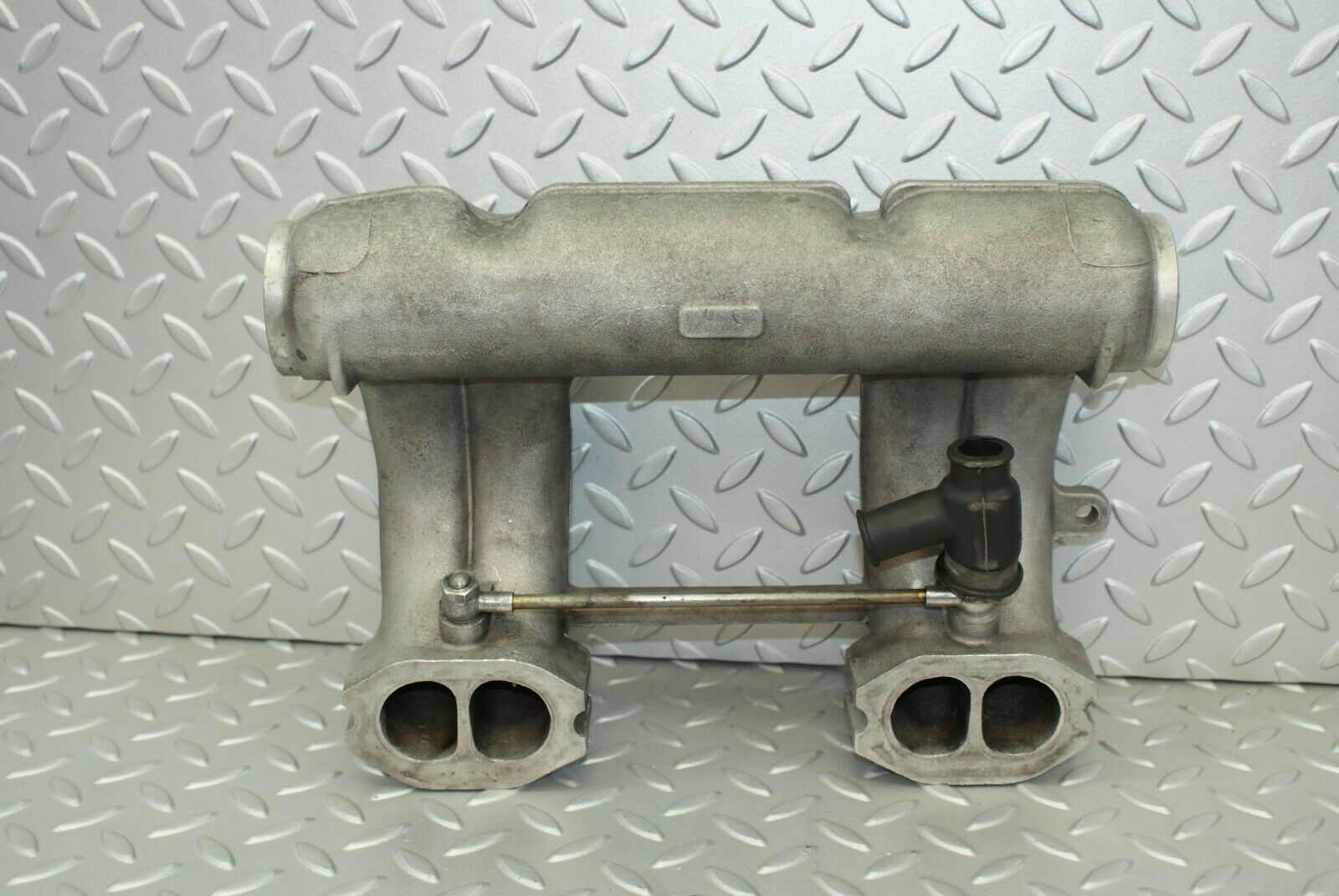 3079 Mercedes-Benz W115 220D Intake Manifold 6151410201