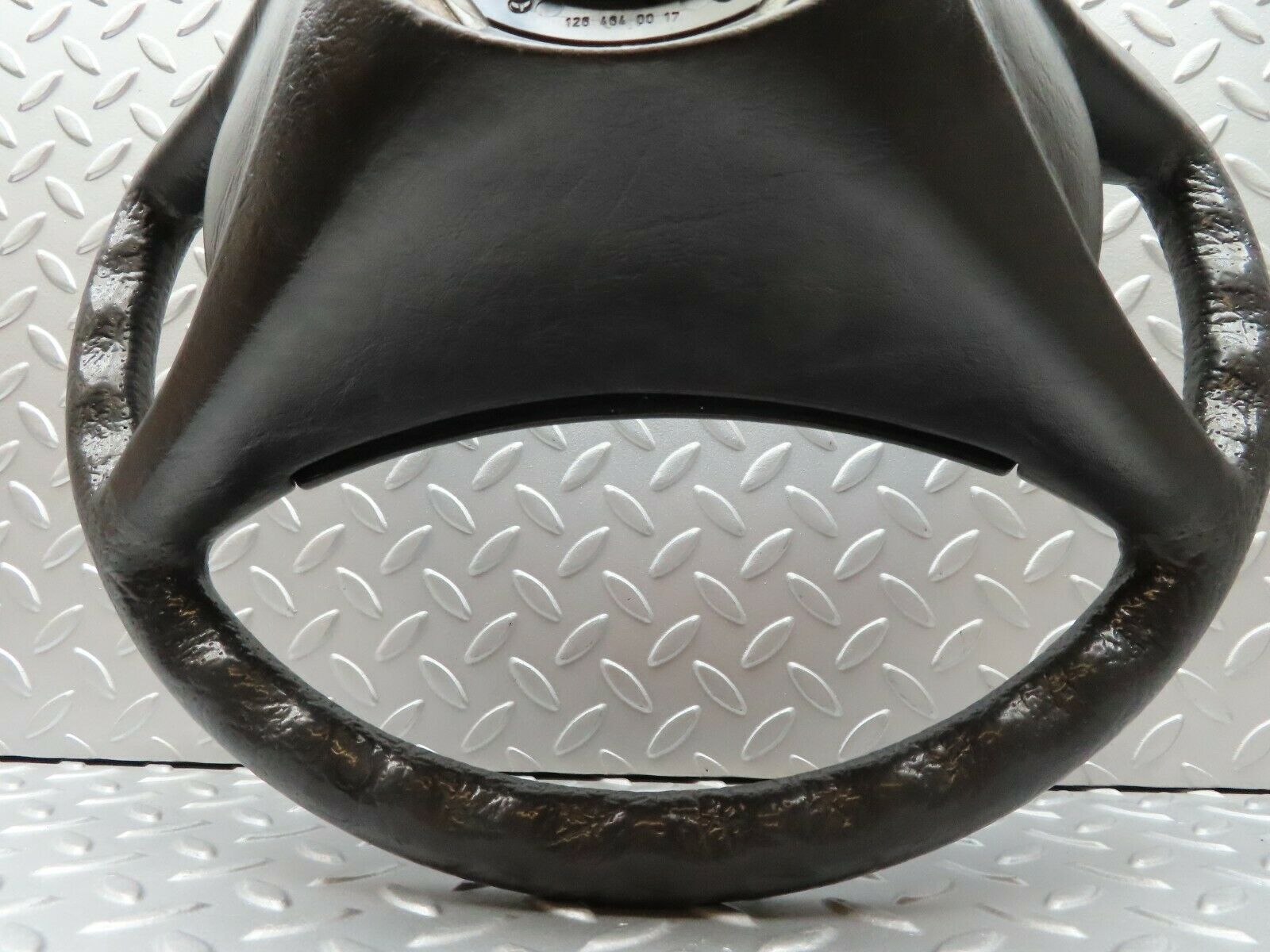 3752 Mercedes-Benz S123 200T Wagon Steering Wheel 1264640017