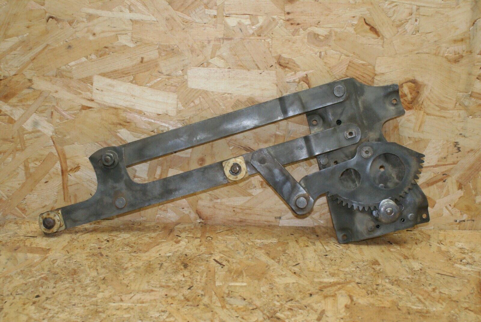 2429 Mercedes-Benz W120 PONTON Rear Left Manual Window Regulator