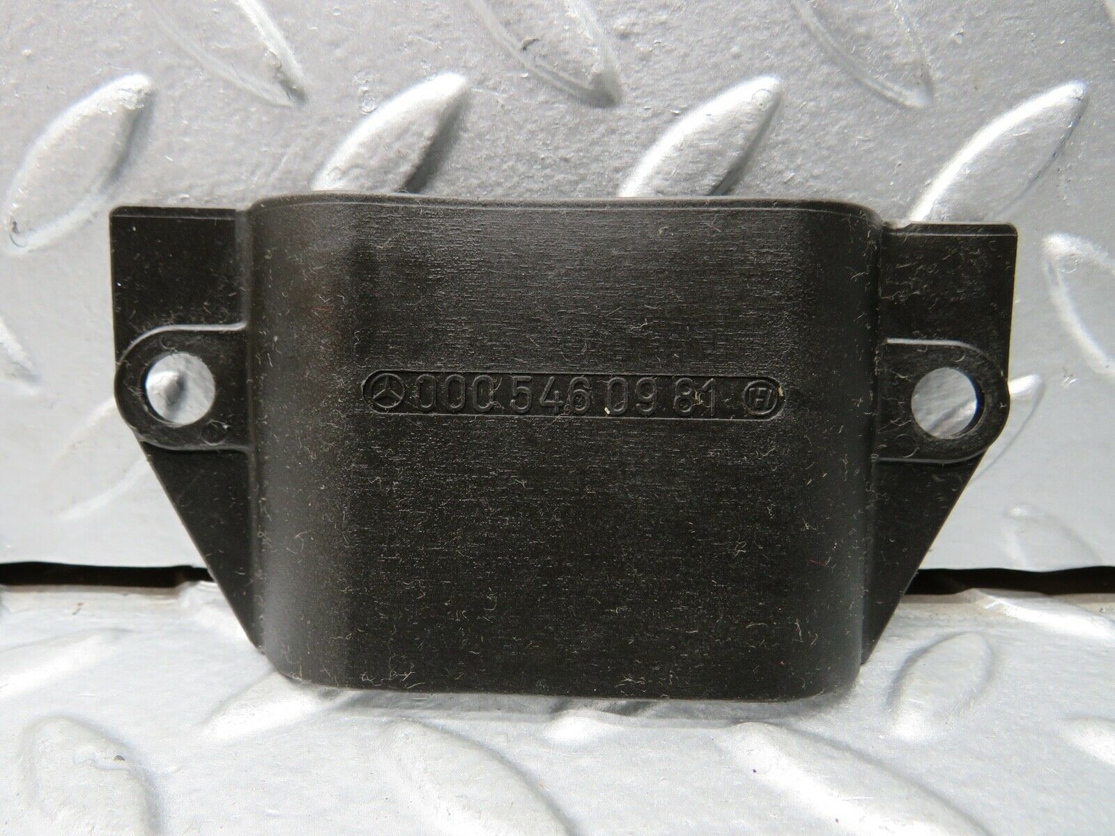 21803 Mercedes-Benz W126 300SE Front Panel Covering 0005460981